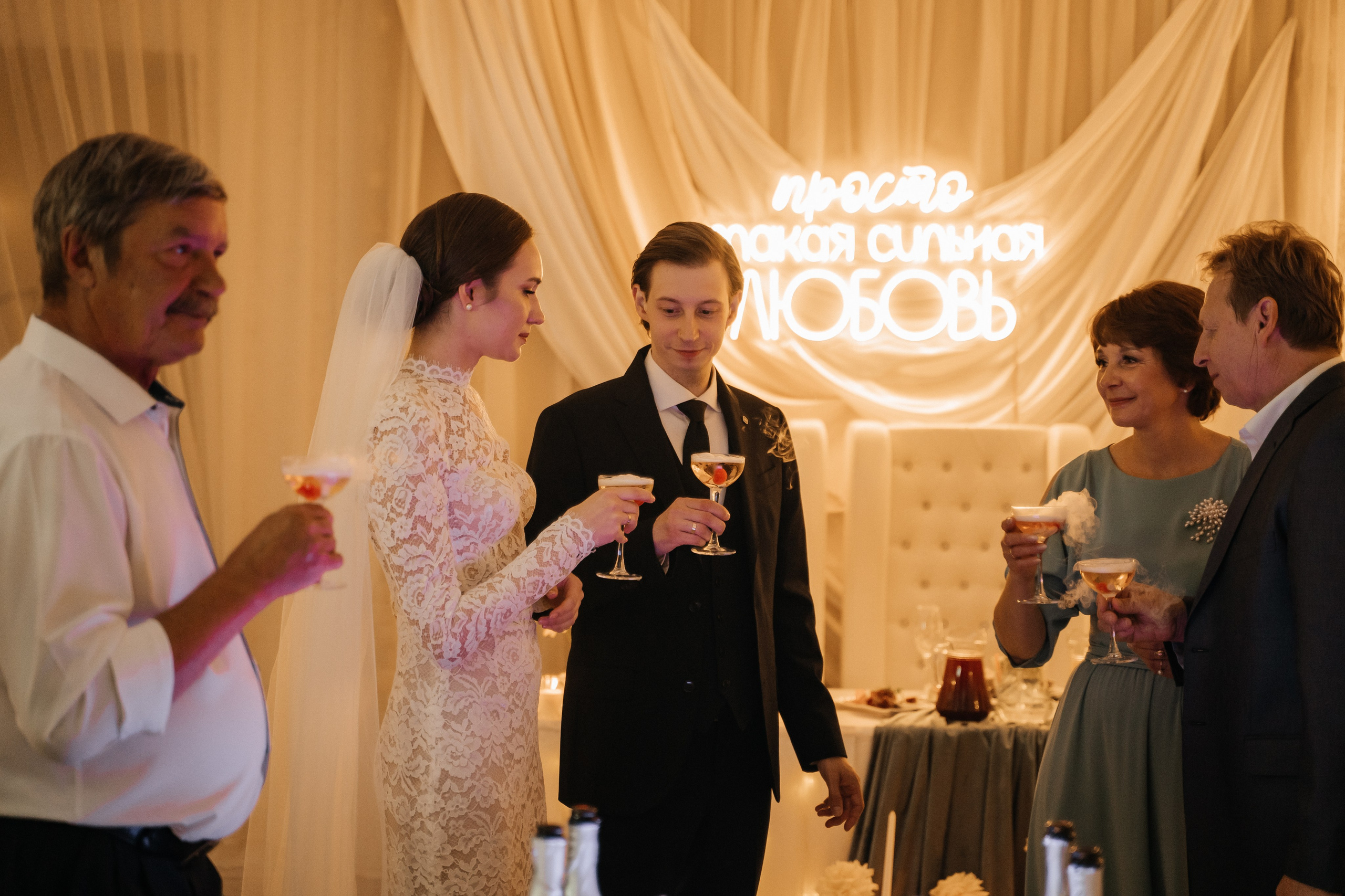 Wedding «A long walk». Свадебные фотограф и видеограф Наталья и Анатолий Новиковы СПб