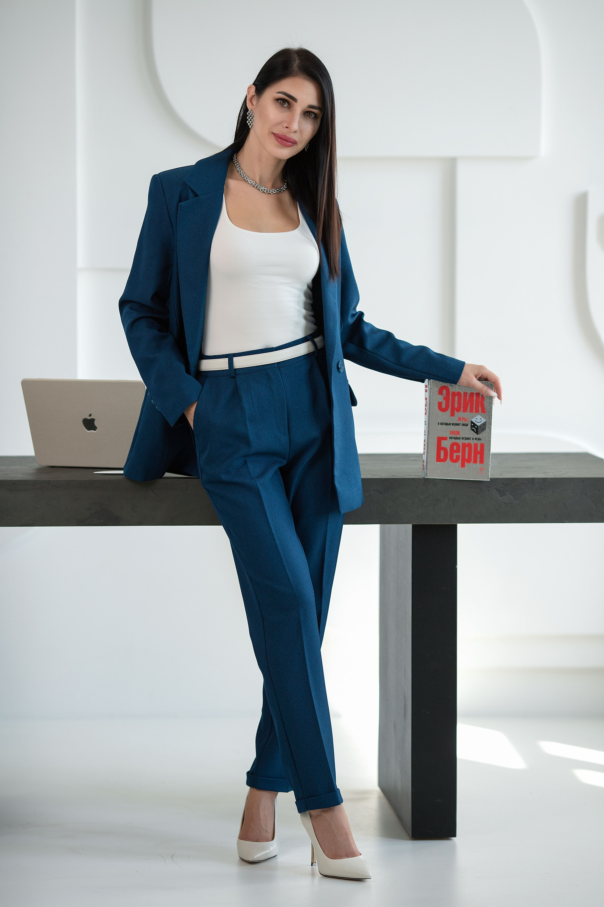 Бизнес контент для продвижения специалистов. Женский и портретный фотограф Мила Прошина. Краснодаар