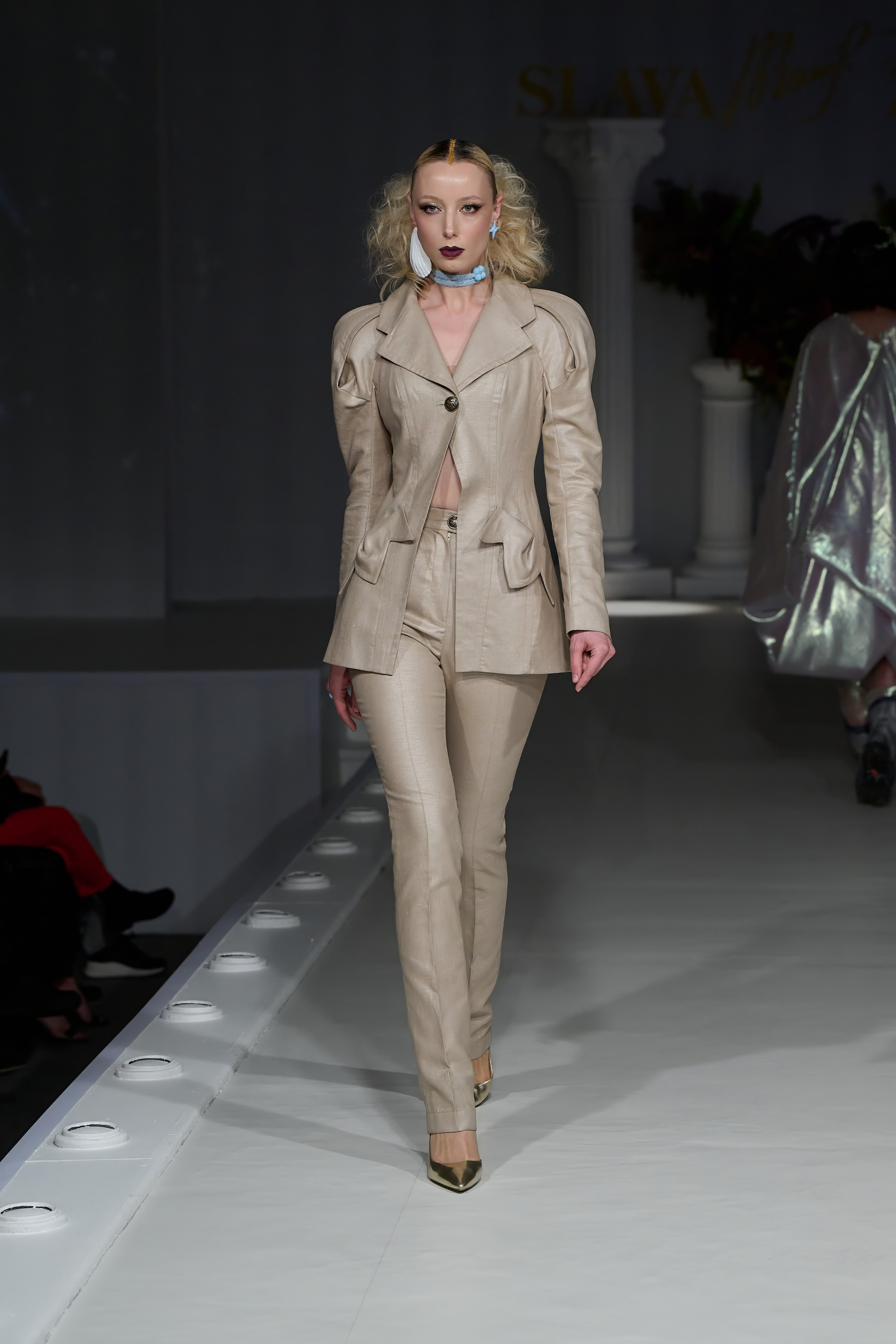 Slava&Yegor Zaitsevs. Показ-спектакль «Воспоминание». 21 июня 2025. Дима Бабушкин. Фотограф. Подиум. Репортаж. Творчество. Дорого