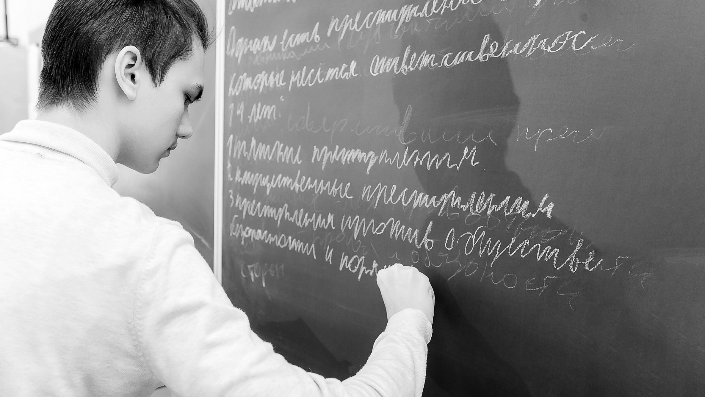 9 класс — горизонтальные альбомы. ТВОЯ ШКОЛЬНАЯ ИСТОРИЯ — фотограф Юлия Федосеева