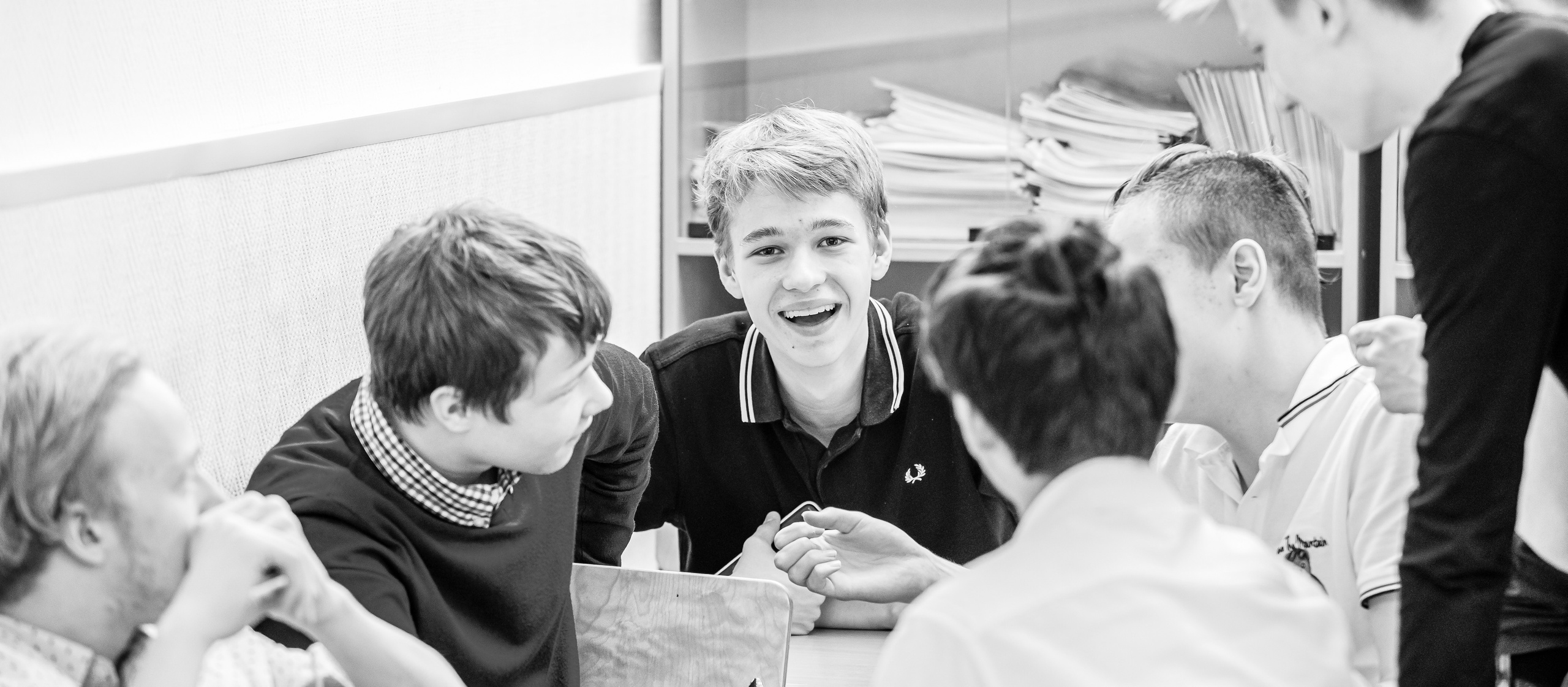 9 класс — горизонтальные альбомы. ТВОЯ ШКОЛЬНАЯ ИСТОРИЯ — фотограф Юлия Федосеева