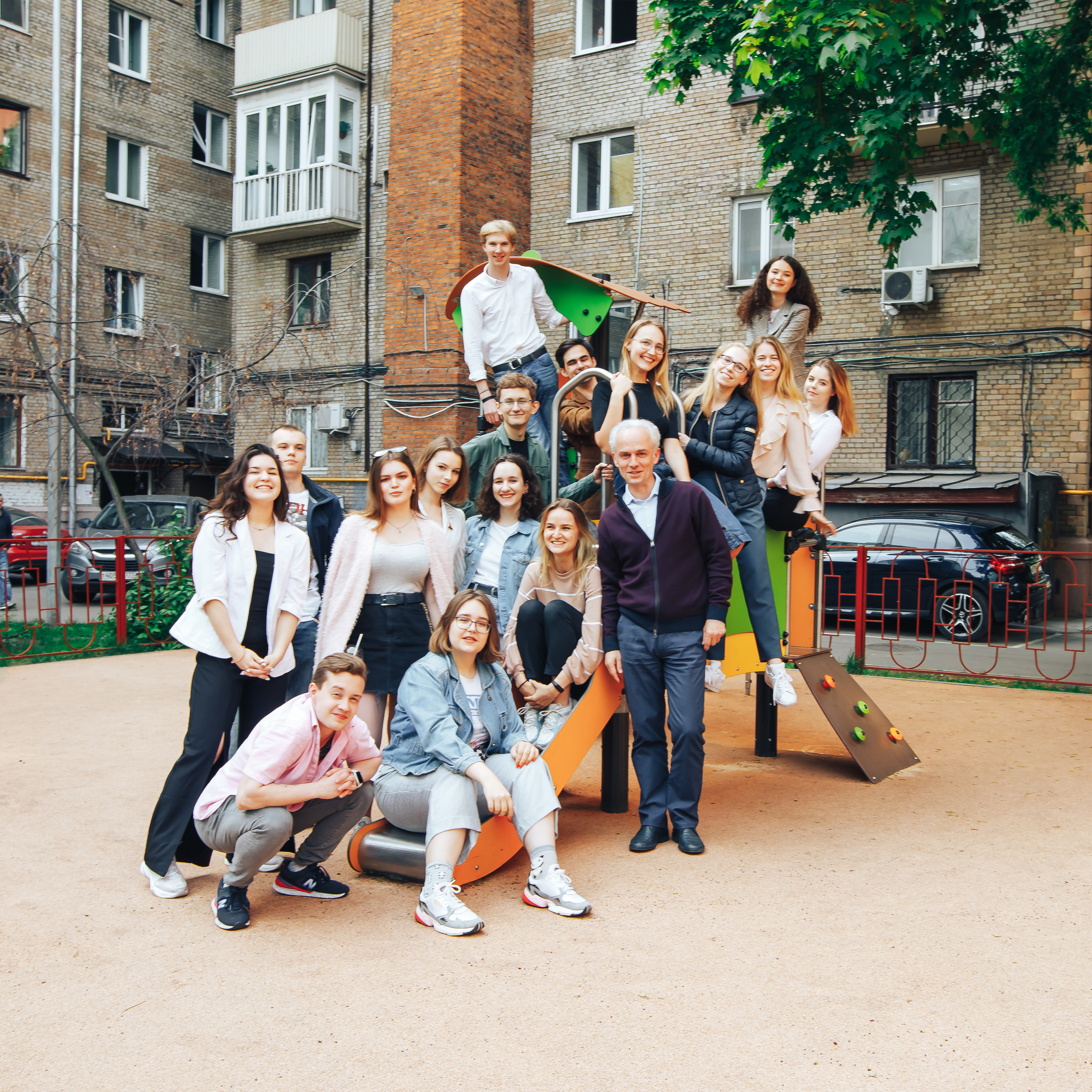 2019 — лицей ВШЭ — 11Г5. ТВОЯ ШКОЛЬНАЯ ИСТОРИЯ — фотограф Юлия Федосеева