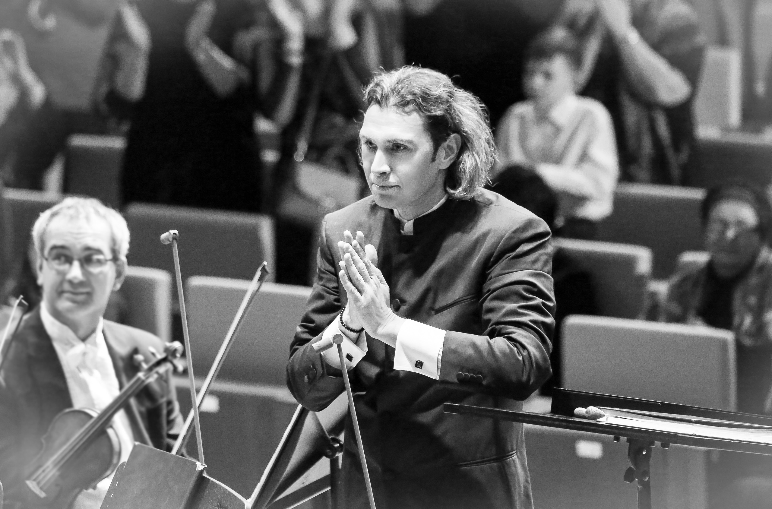 Буря и протест — Владимир Юровский сыграл Гайдна и Шостаковича в новом зале Зарядье. Дарья Письменюк / Darya Leitstern — фотограф, музыкант, журналист, путешественник