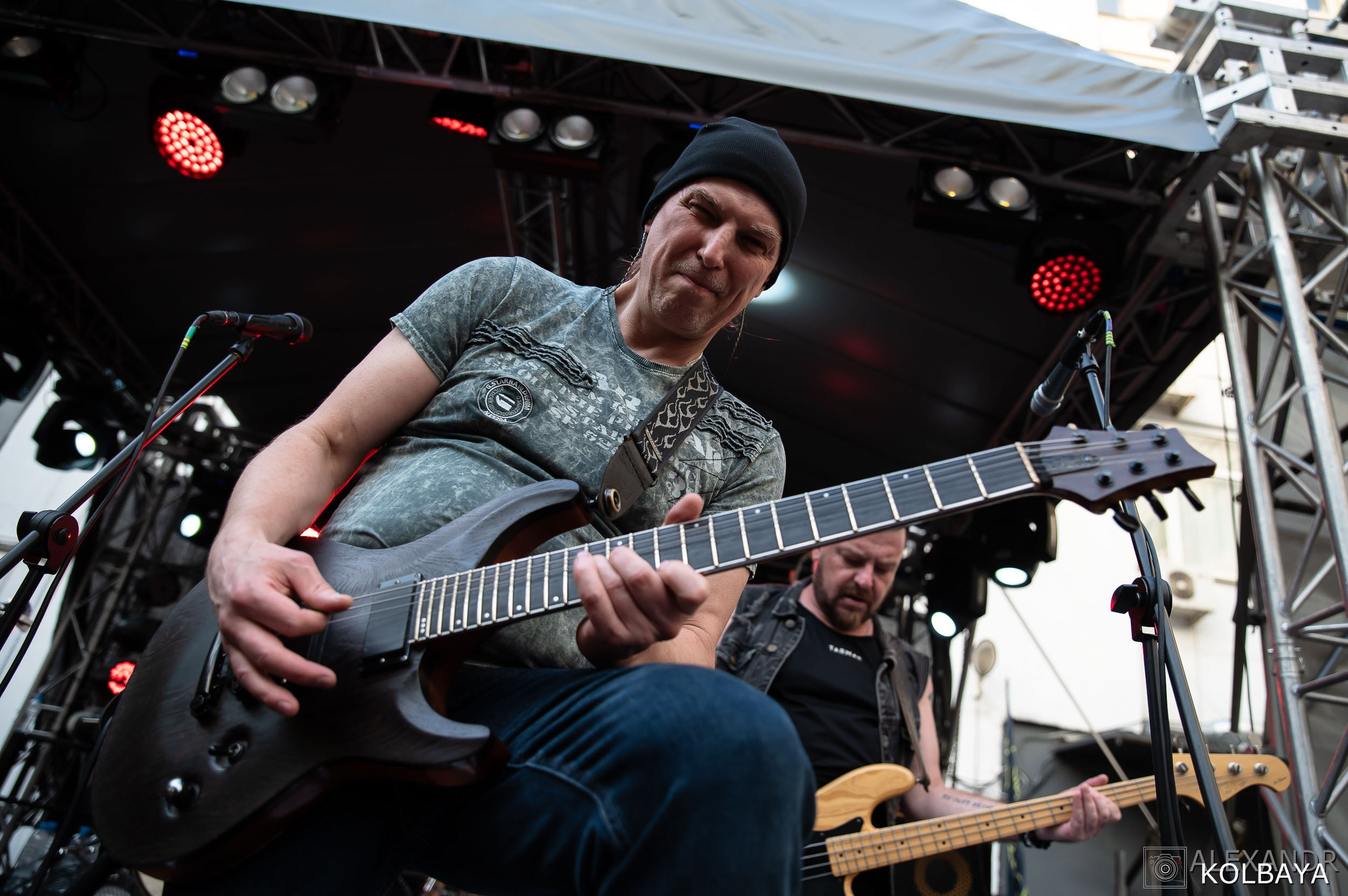 Фоторепортаж с мэшап концерта группы Черный Обелиск 4 июля 2024 года. Концертный и театральный репортажный фотограф в Москве Александр Колбая