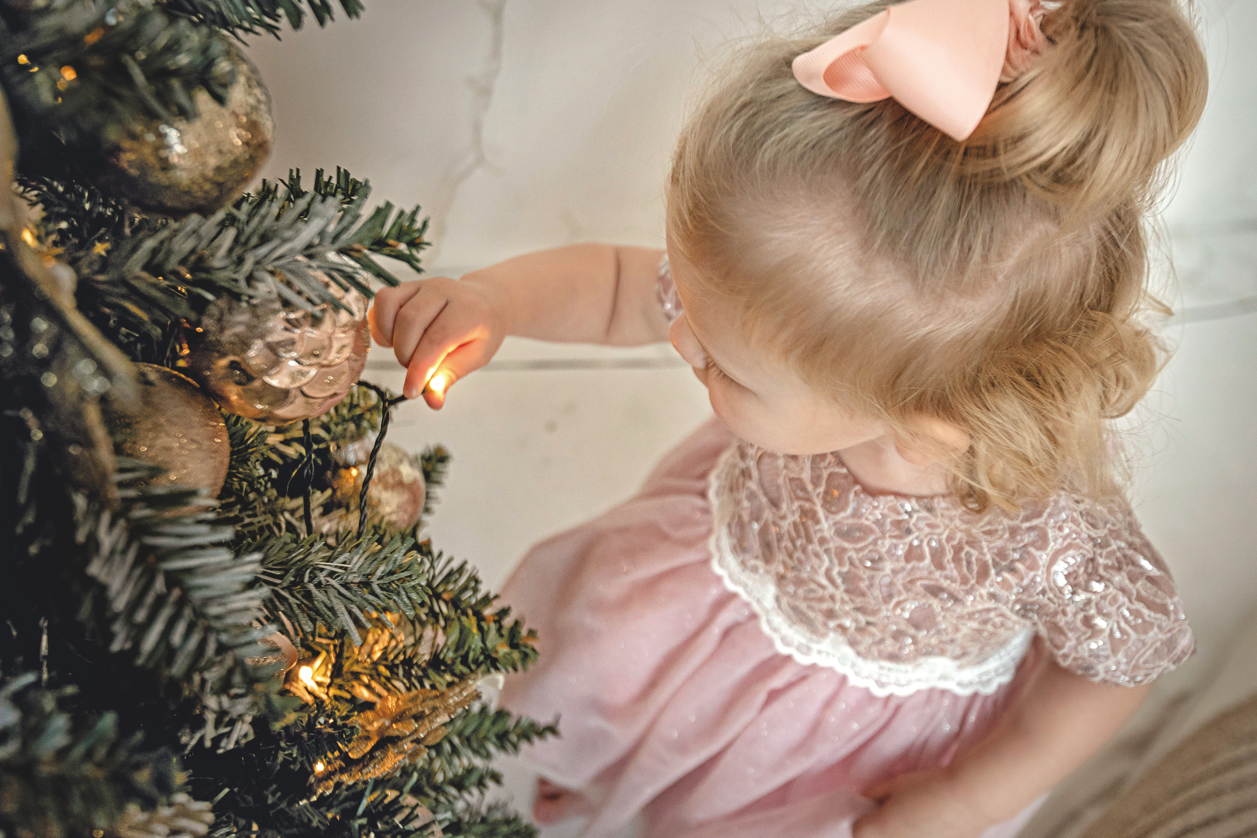 Детская фотосессия в новогодней фотостудии. Свадебный фотограф Наталья Немцева в Санкт-Петербурге