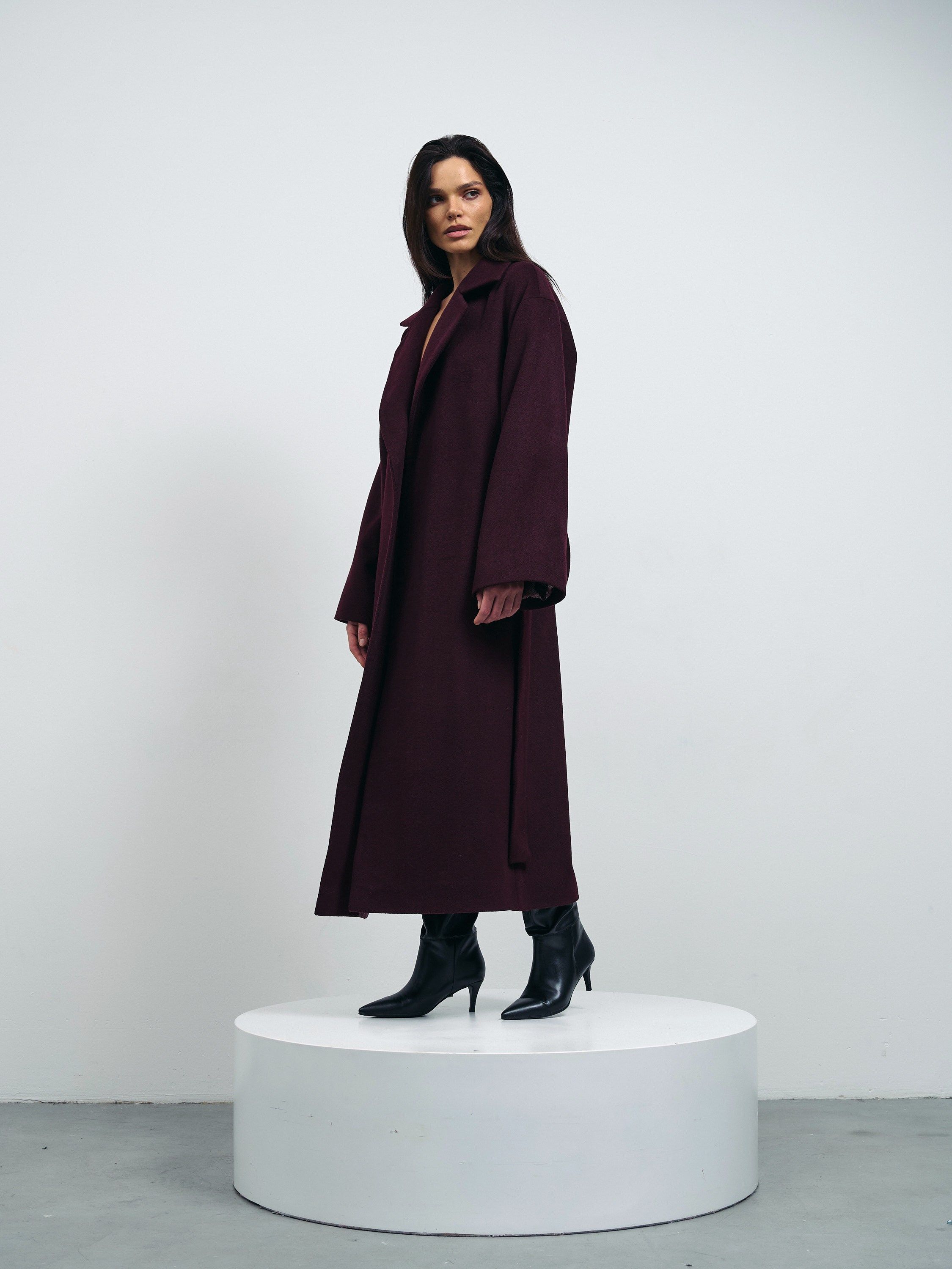 Лукбук для бренда Sheily. Фотограф для брендов в Москве Ксения Чупрунова