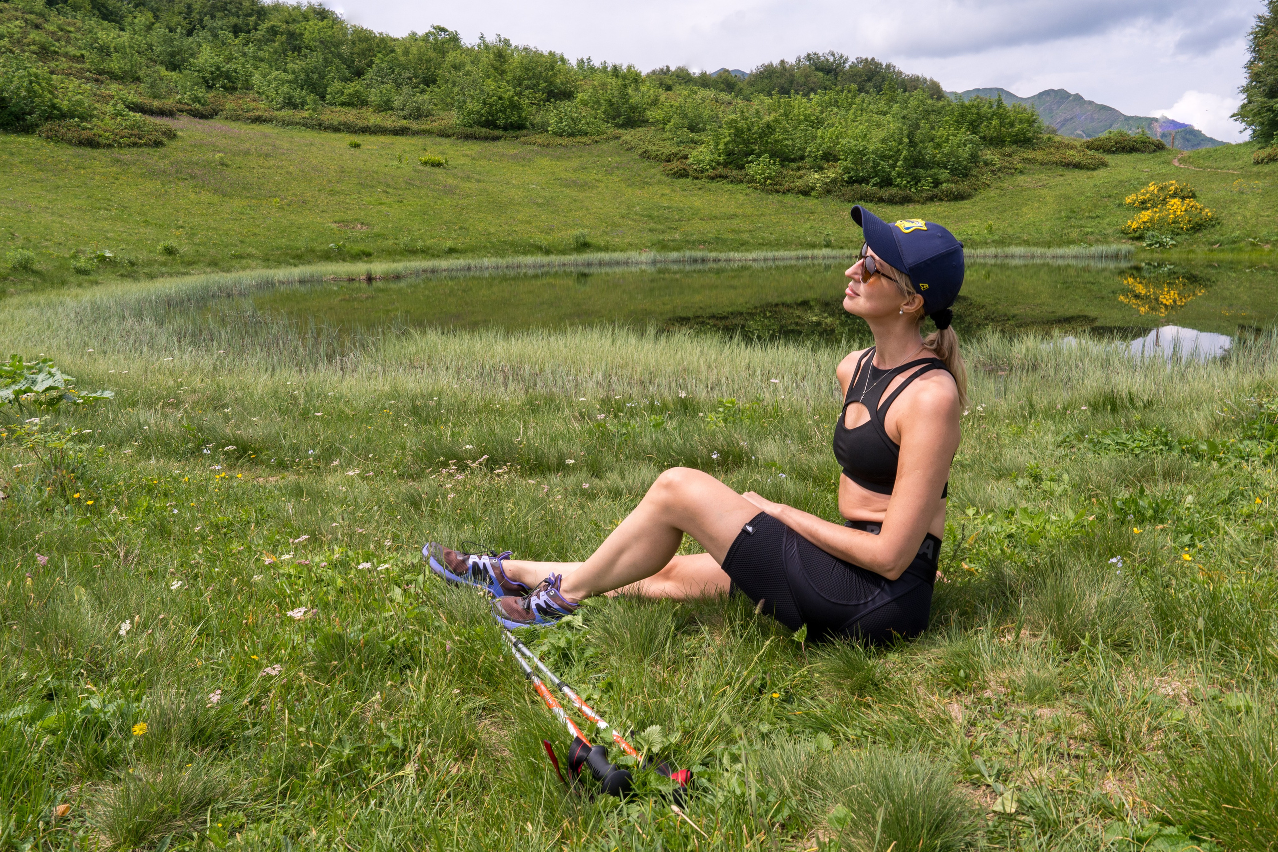 MICE мероприятие для компании «Доставка морем»: хайкинг к Ачипсинским водопадам. Репортажный фотограф в Красной Поляне и Сочи Павлюченко Екатерина