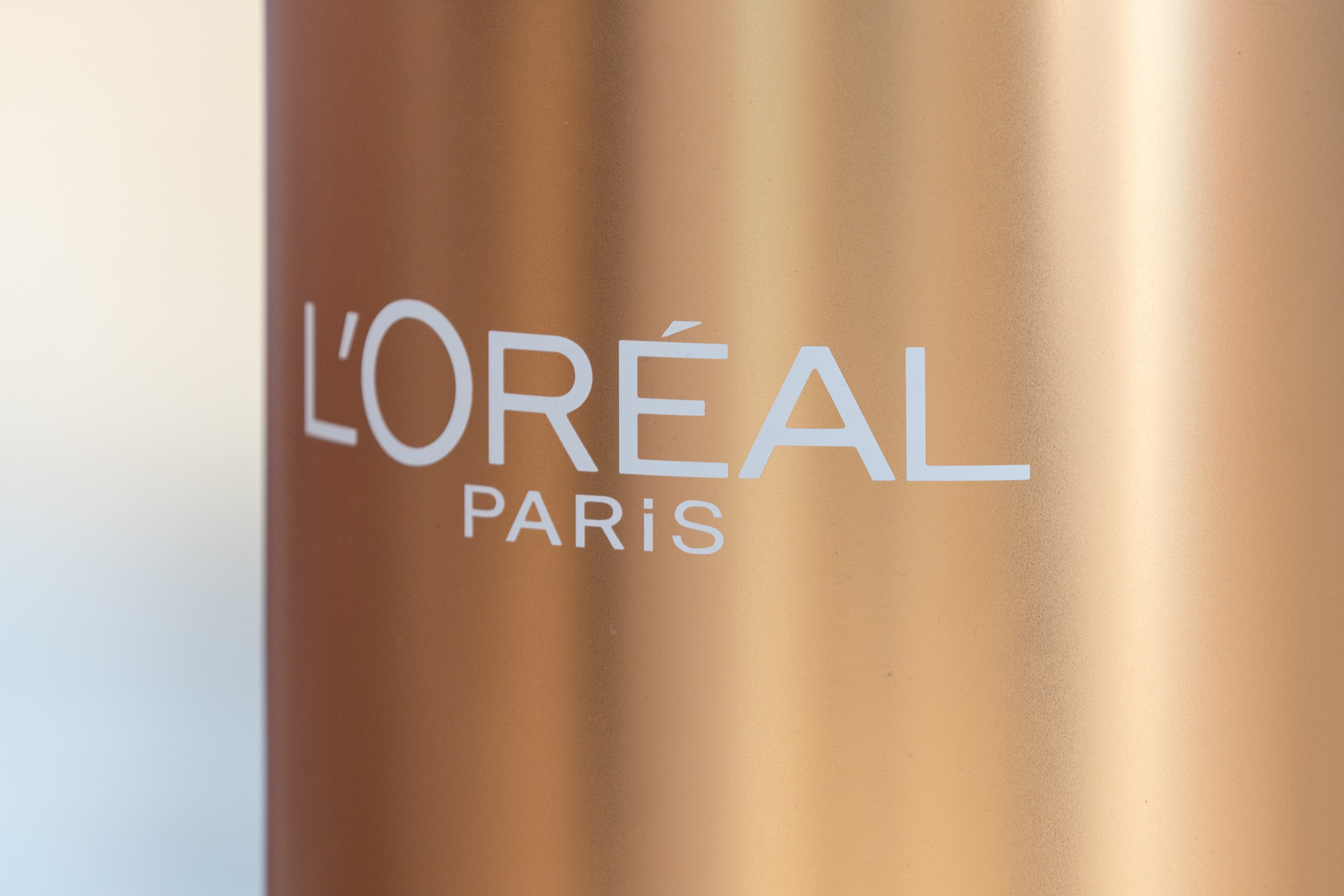 Отчет партнерской интеграции Loreal в магазинах Рив Гош. Репортажный фотограф в Красной Поляне и Сочи Павлюченко Екатерина