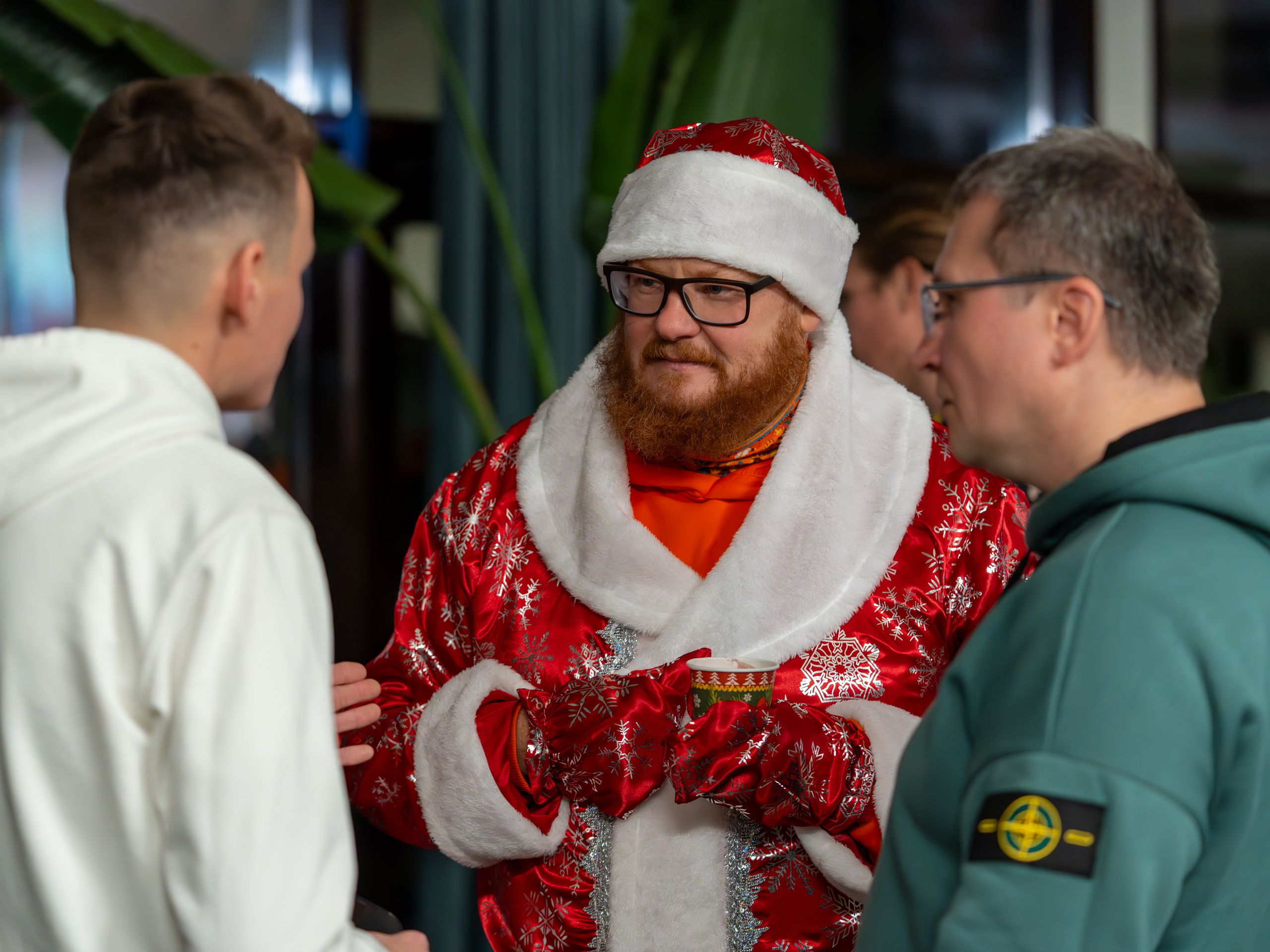 Предновогодняя встреча в пространстве Steford Hub. Репортажный фотограф в Красной Поляне и Сочи Павлюченко Екатерина