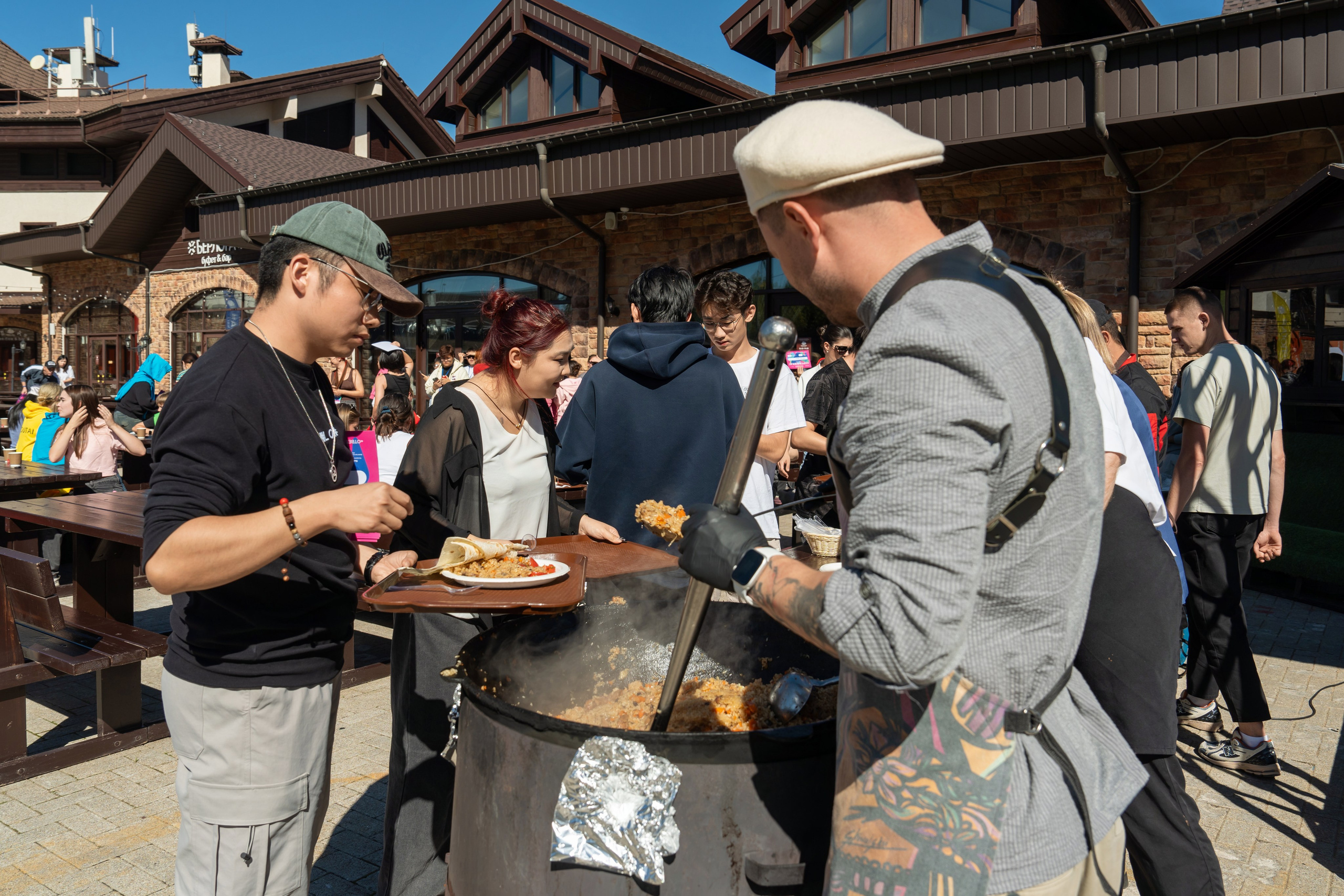 ChinaRosaFest 2024. Репортажный фотограф в Красной Поляне и Сочи Павлюченко Екатерина