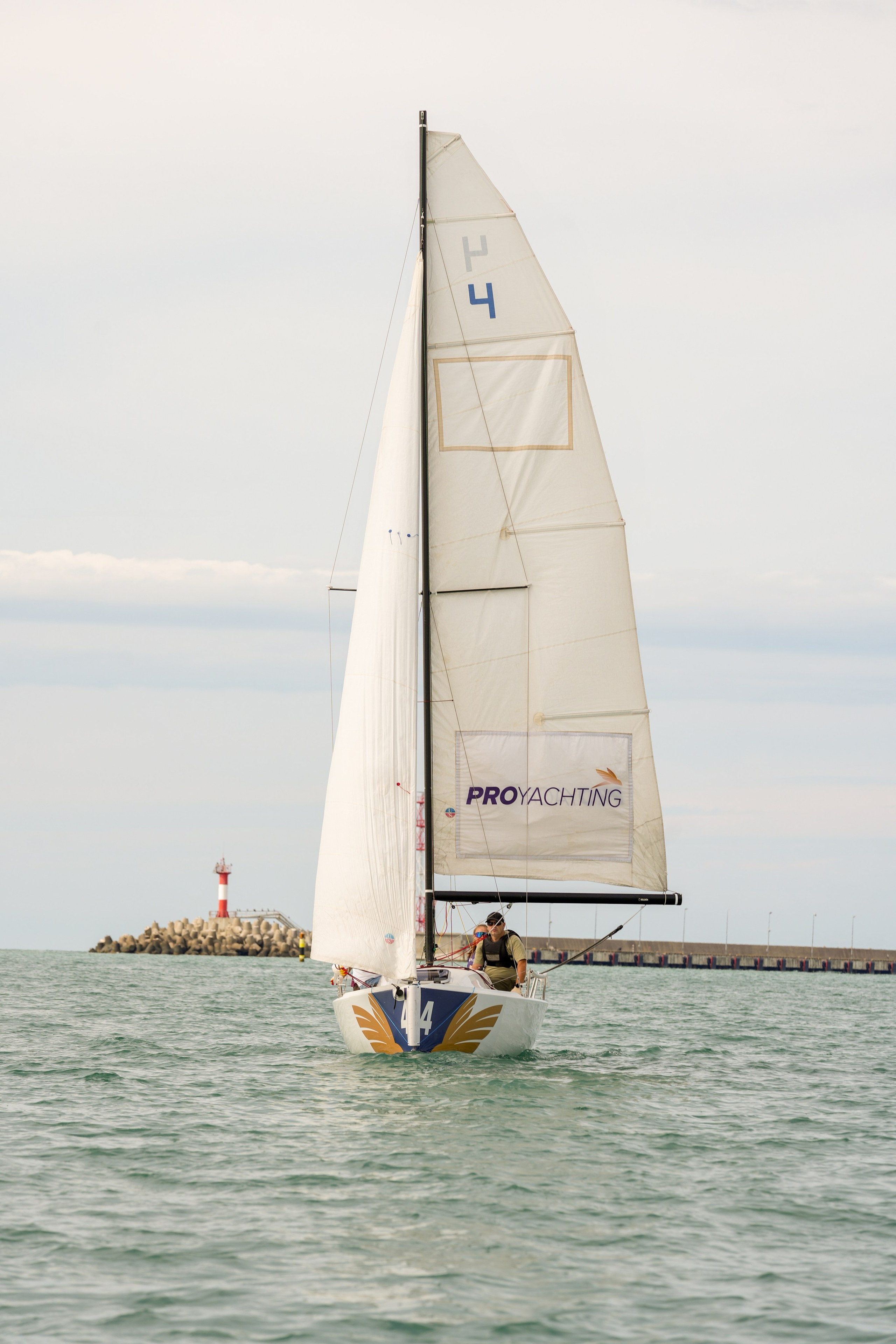 Яхтенная регата для компании Агрегатка. Репортажный фотограф в Красной Поляне и Сочи Павлюченко Екатерина