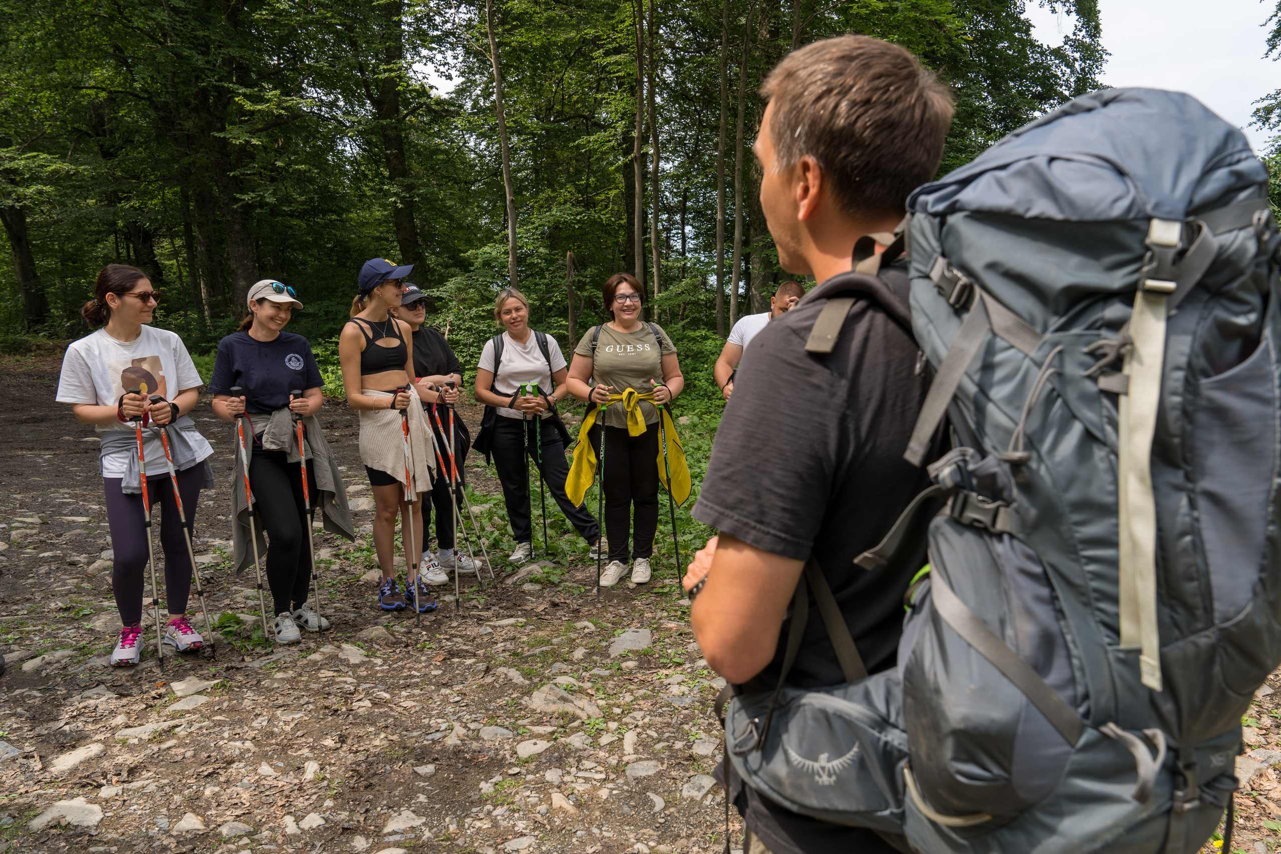 MICE мероприятие для компании «Доставка морем»: хайкинг к Ачипсинским водопадам. Репортажный фотограф в Красной Поляне и Сочи Павлюченко Екатерина