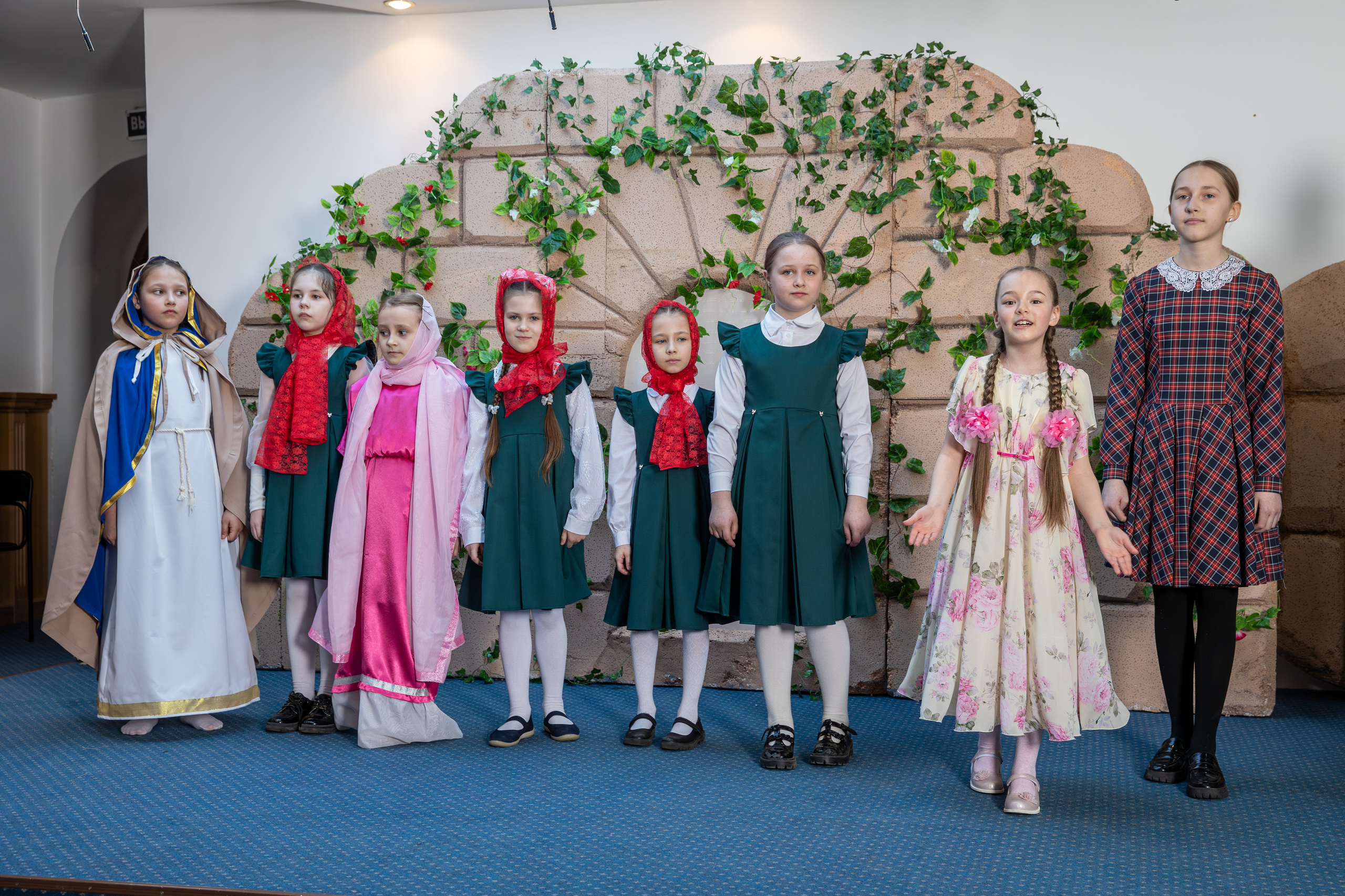 Пасхальный концерт Воскресная школа 2025. Фотограф Таинств Крещение и Венчания г. Магадан Власова Ульяна