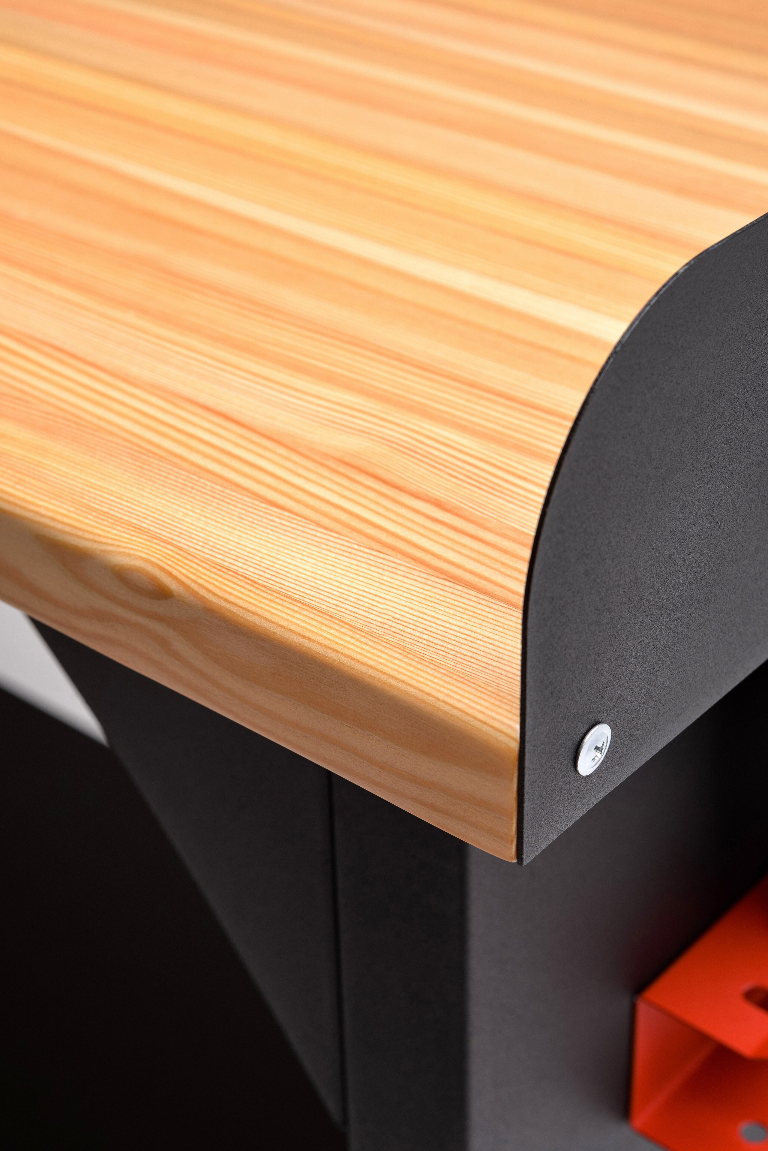 Стол дизайнерский. Семейный и свадебный фотограф Галина Абакумова, фотосессии в Белгороде