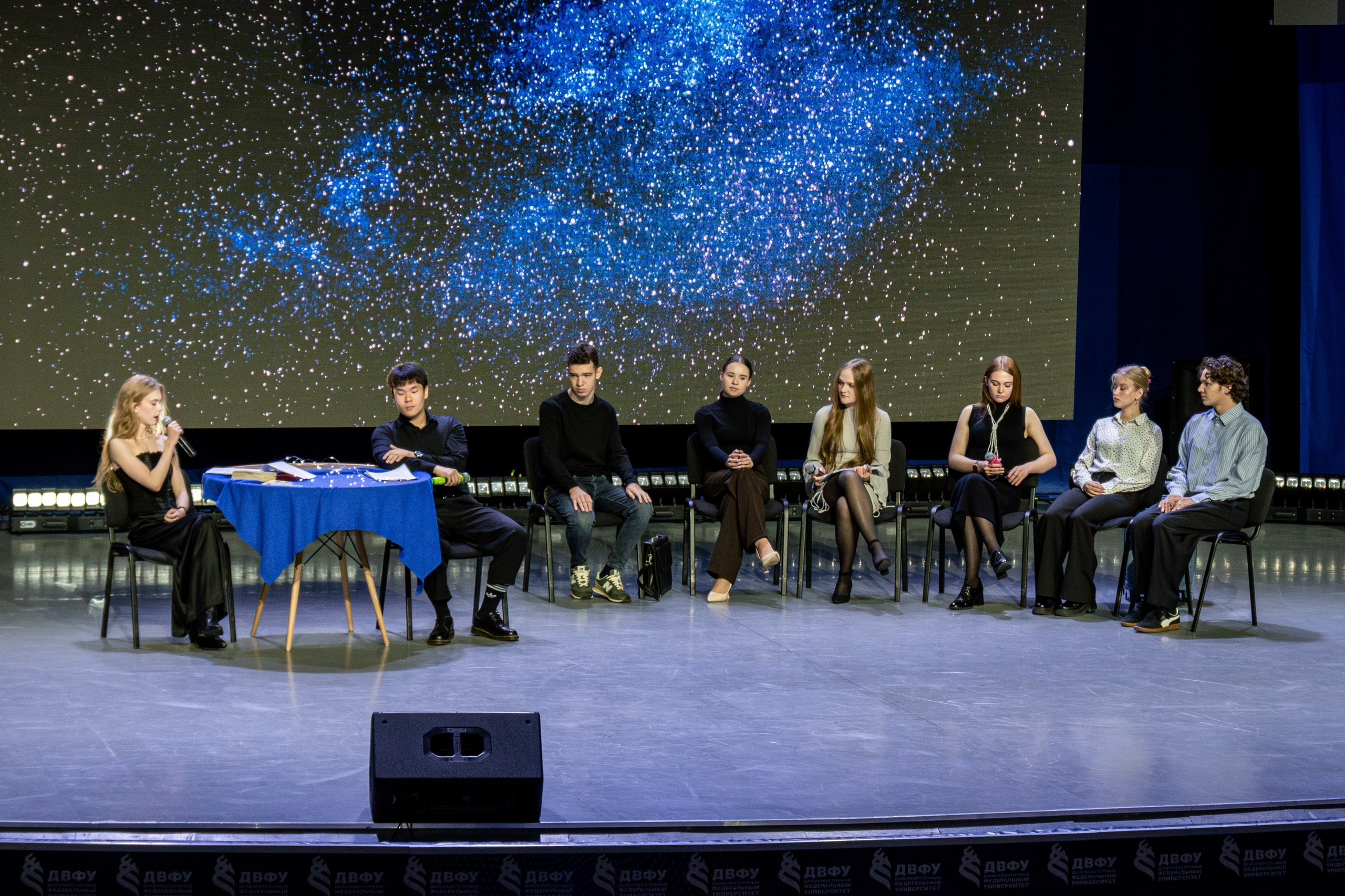 Посвящение в студенты ЮШ 2025. Репортажный и портретный фотограф во Владивостоке Денис Седов