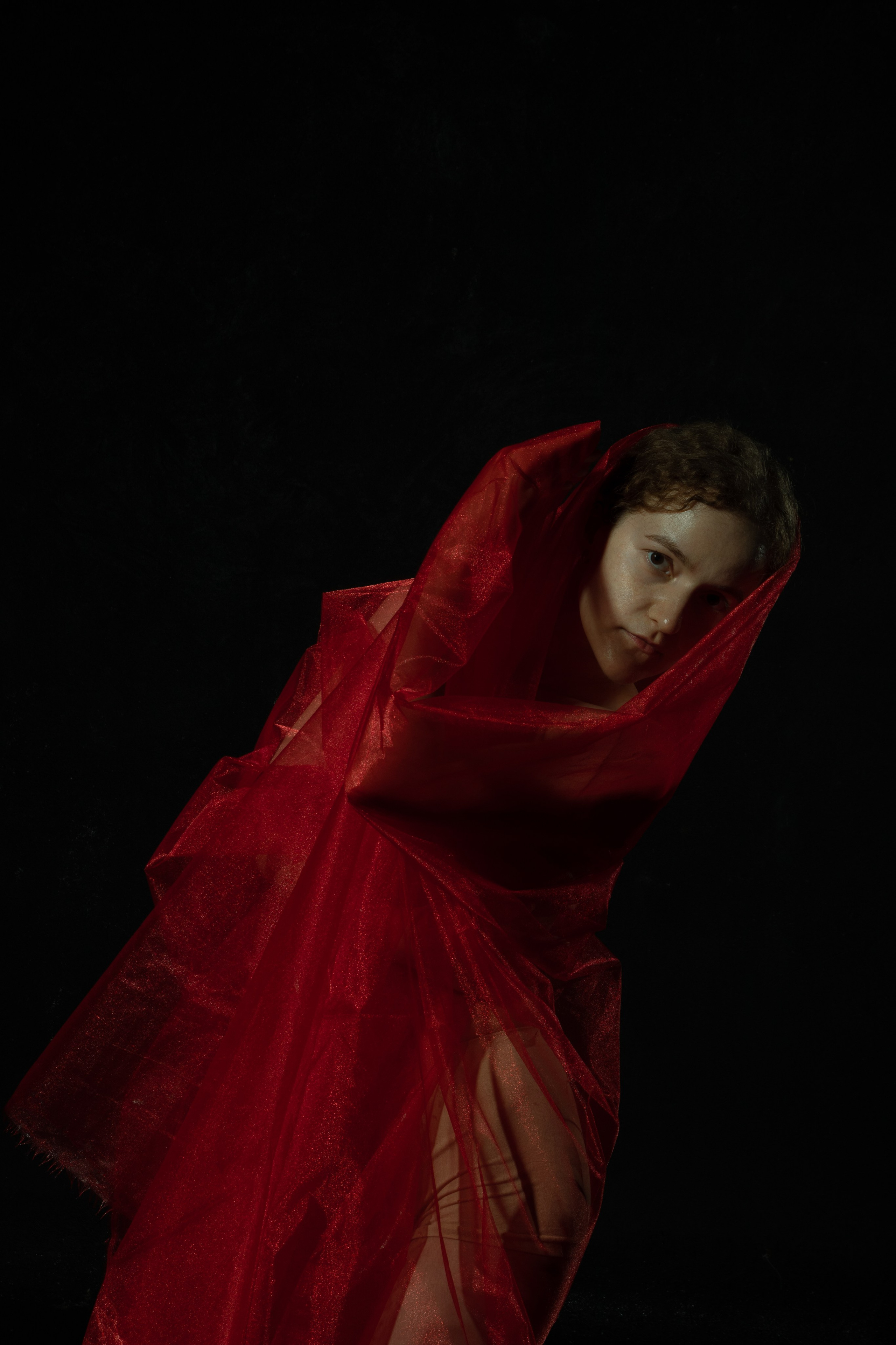 Индивидуальная фотосессия с водой. Фотограф продюсер съемок Йолдыз Плетнева