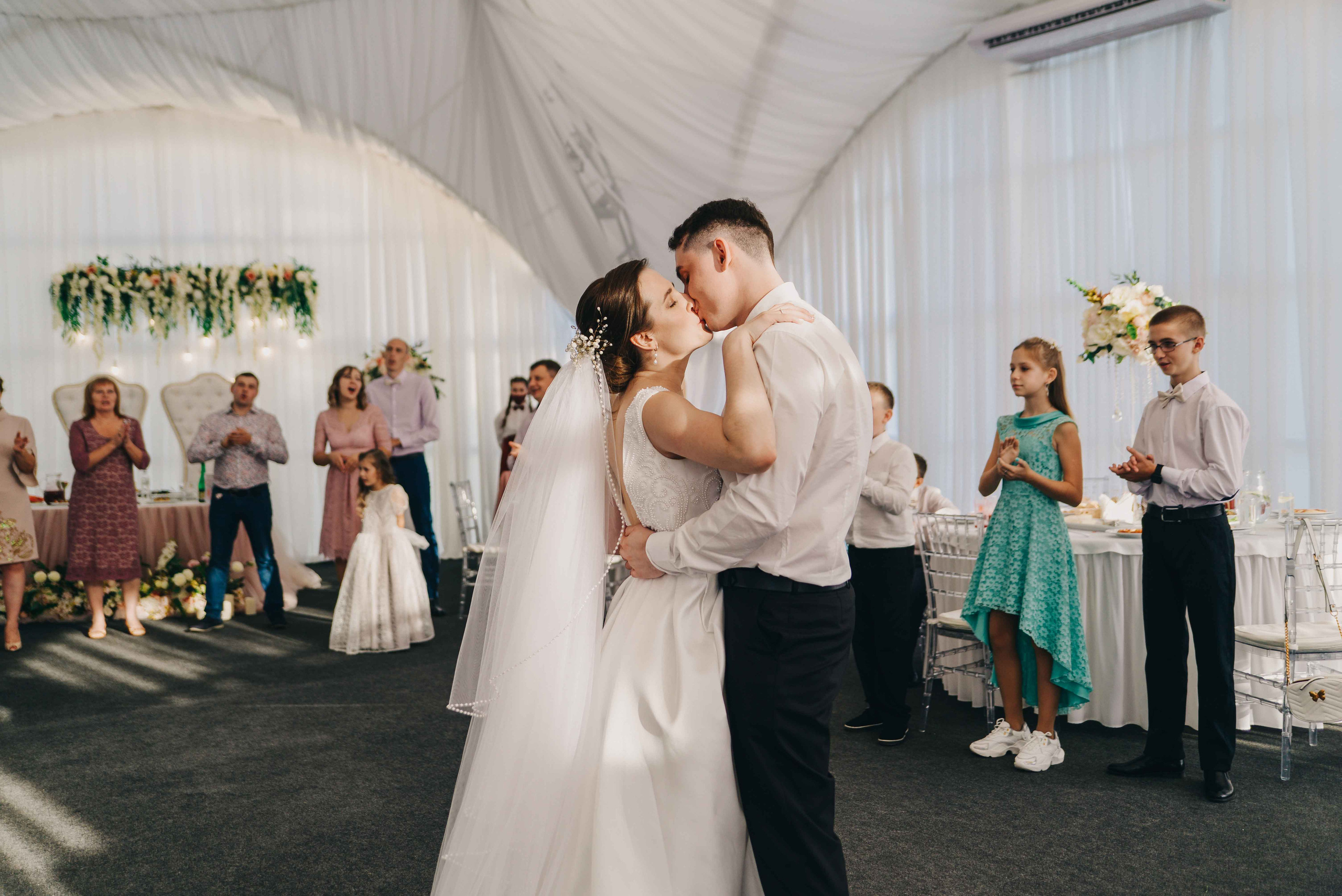 Свадьба Вадима и Дианы. Свадебный и семейный фотограф Любава в Кургане