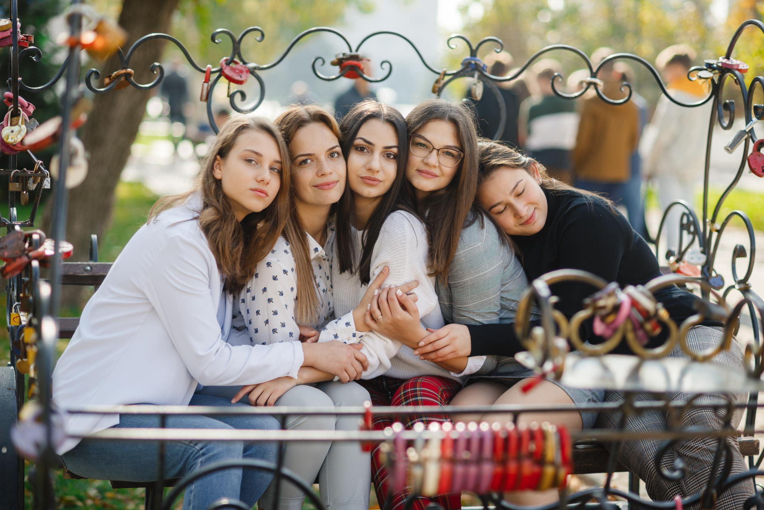 Уличная групповая съёмка. BookVa-выпускные альбомы