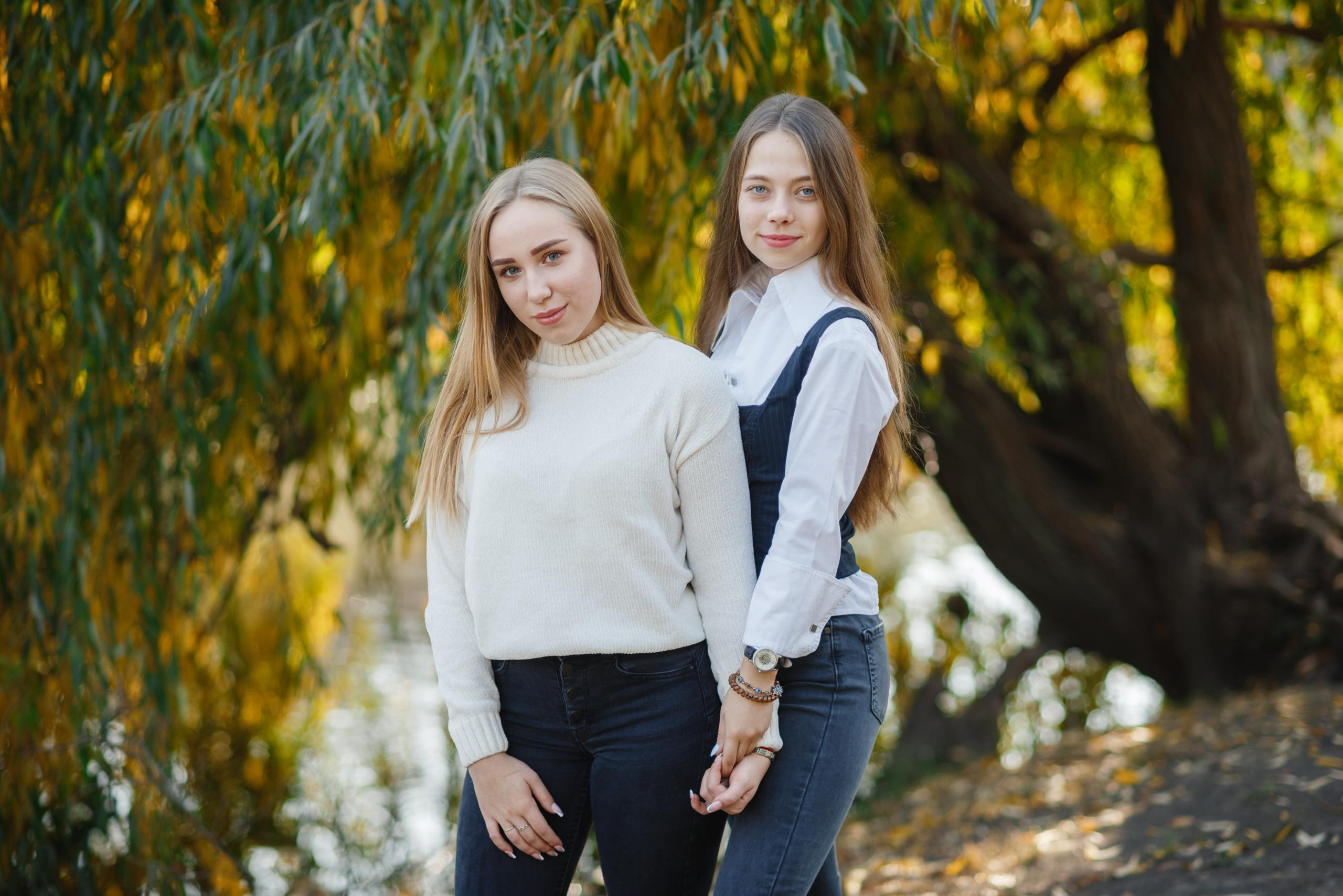 Уличная групповая съёмка. BookVa-выпускные альбомы