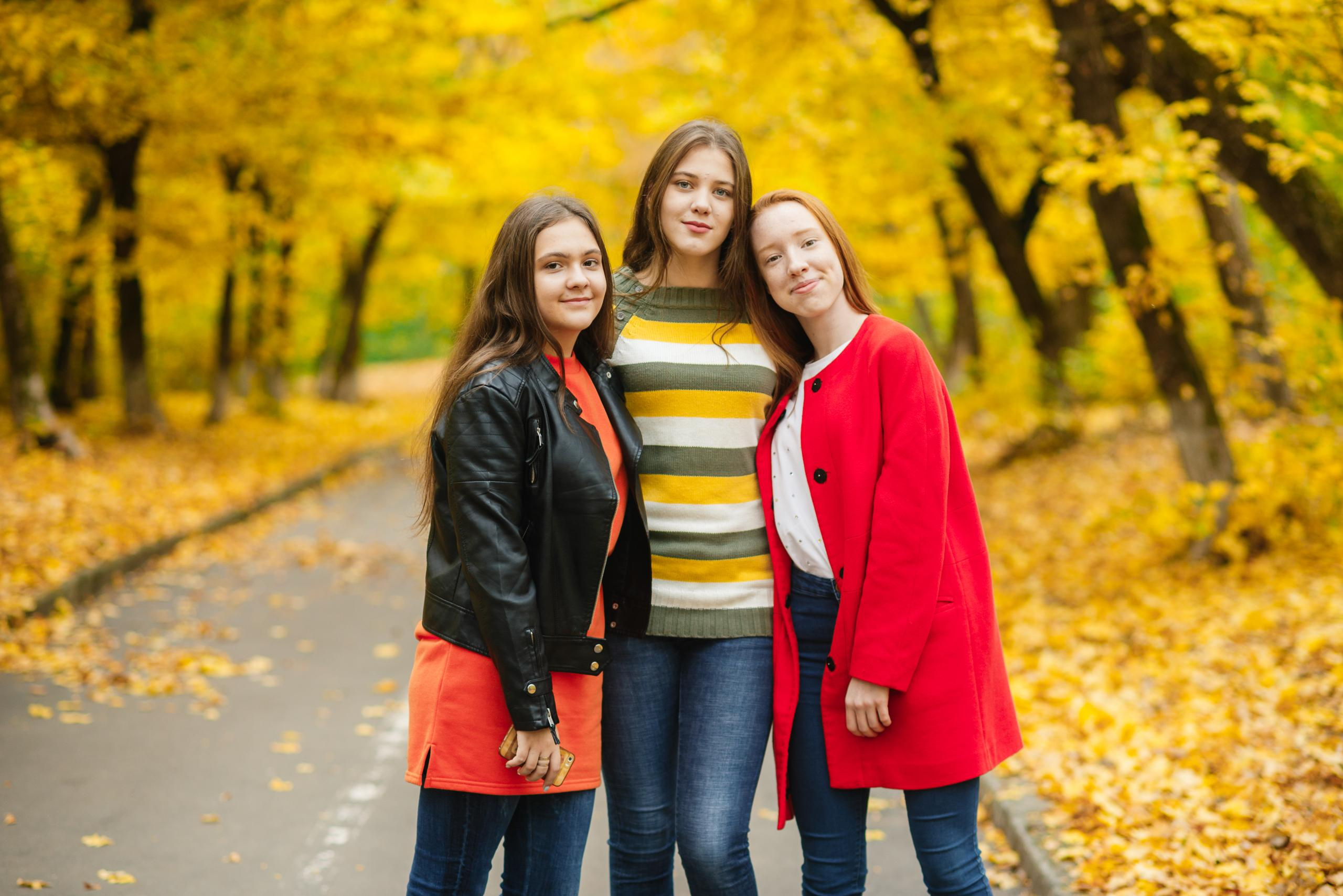 Уличная групповая съёмка. BookVa-выпускные альбомы