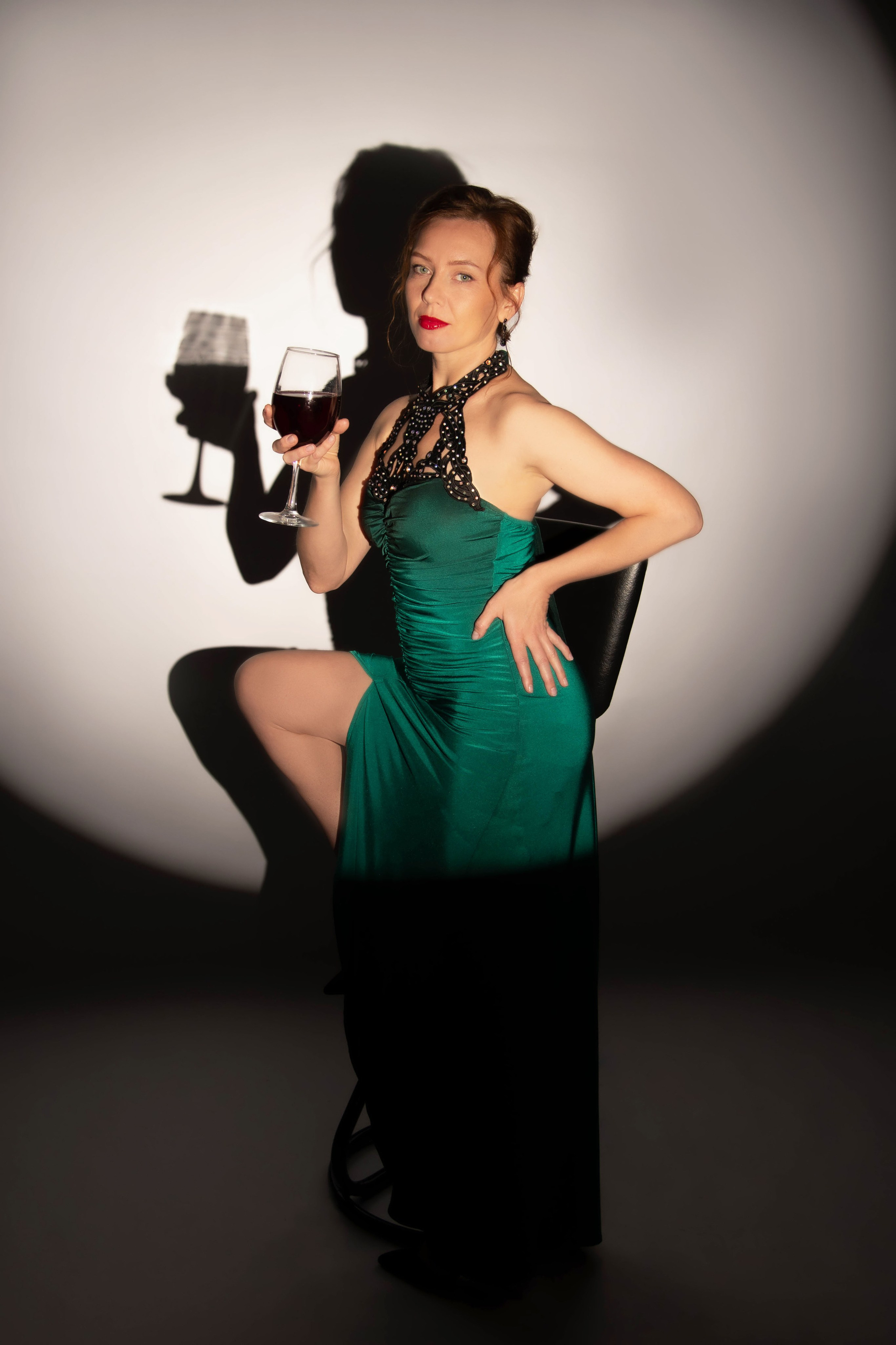 Стиль Нуар. Маски Гобо. Фотосессия в&nbsp;Кемерово. Фотограф Кемерово. Портретная фотосессия.