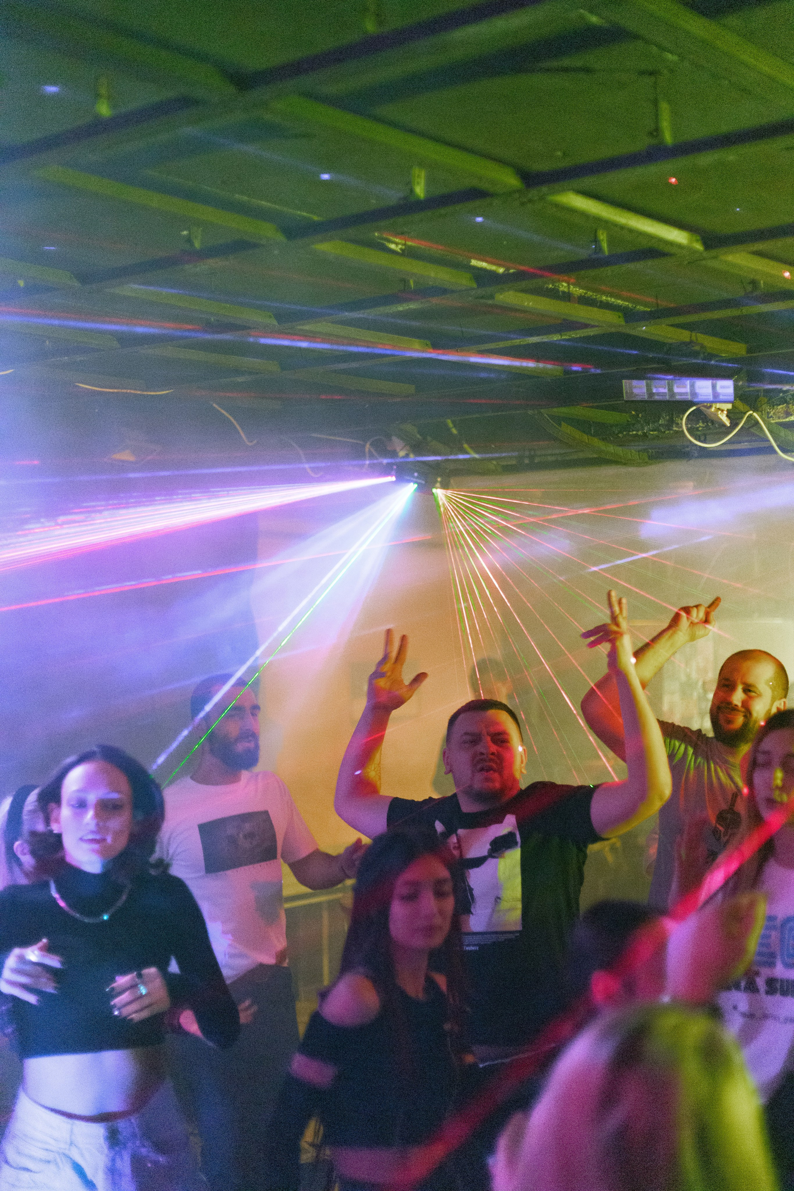 Бэкстейдж со съёмок фильма «Третья смена». Фотограф Александр Закадычный | Таганрог