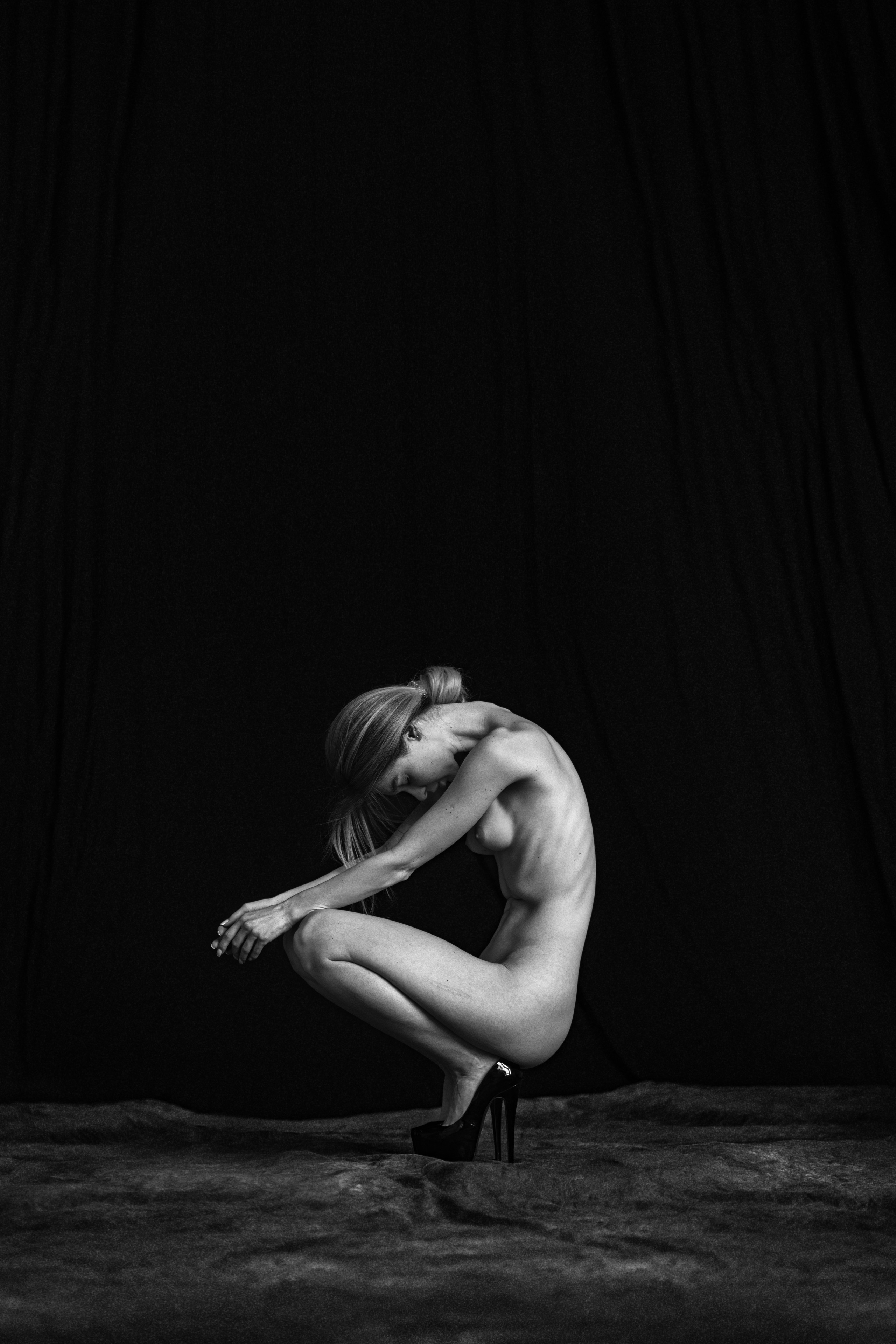 Черно-белая фотография. Женский портрет. Мужской портрет. Профессиональный фотограф в Москве Дмитрий Постнов / Niko Nikolas