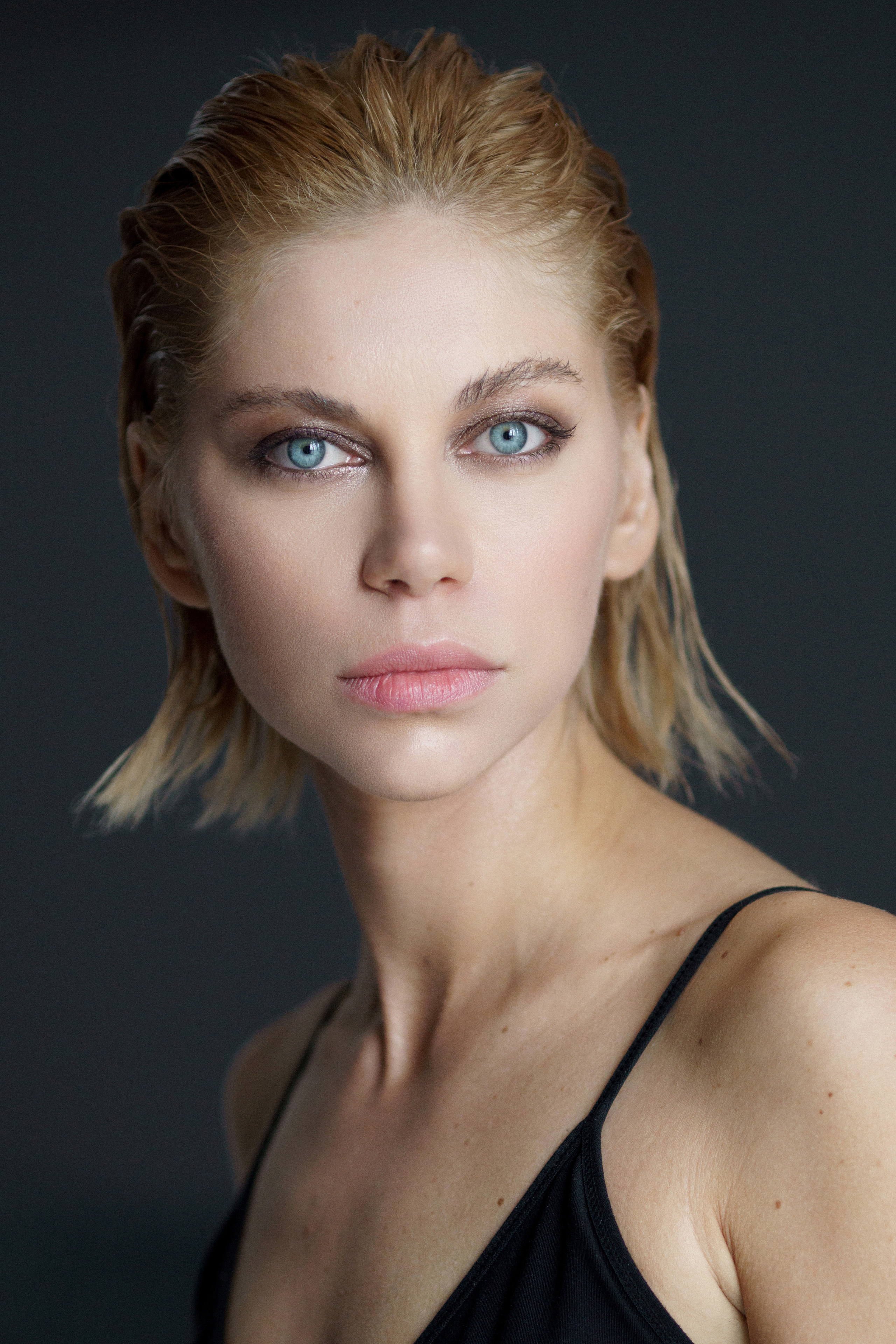 Актёрские портреты. Актёрский хэдшот. Профессиональный фотограф в Москве Дмитрий Постнов / Niko Nikolas