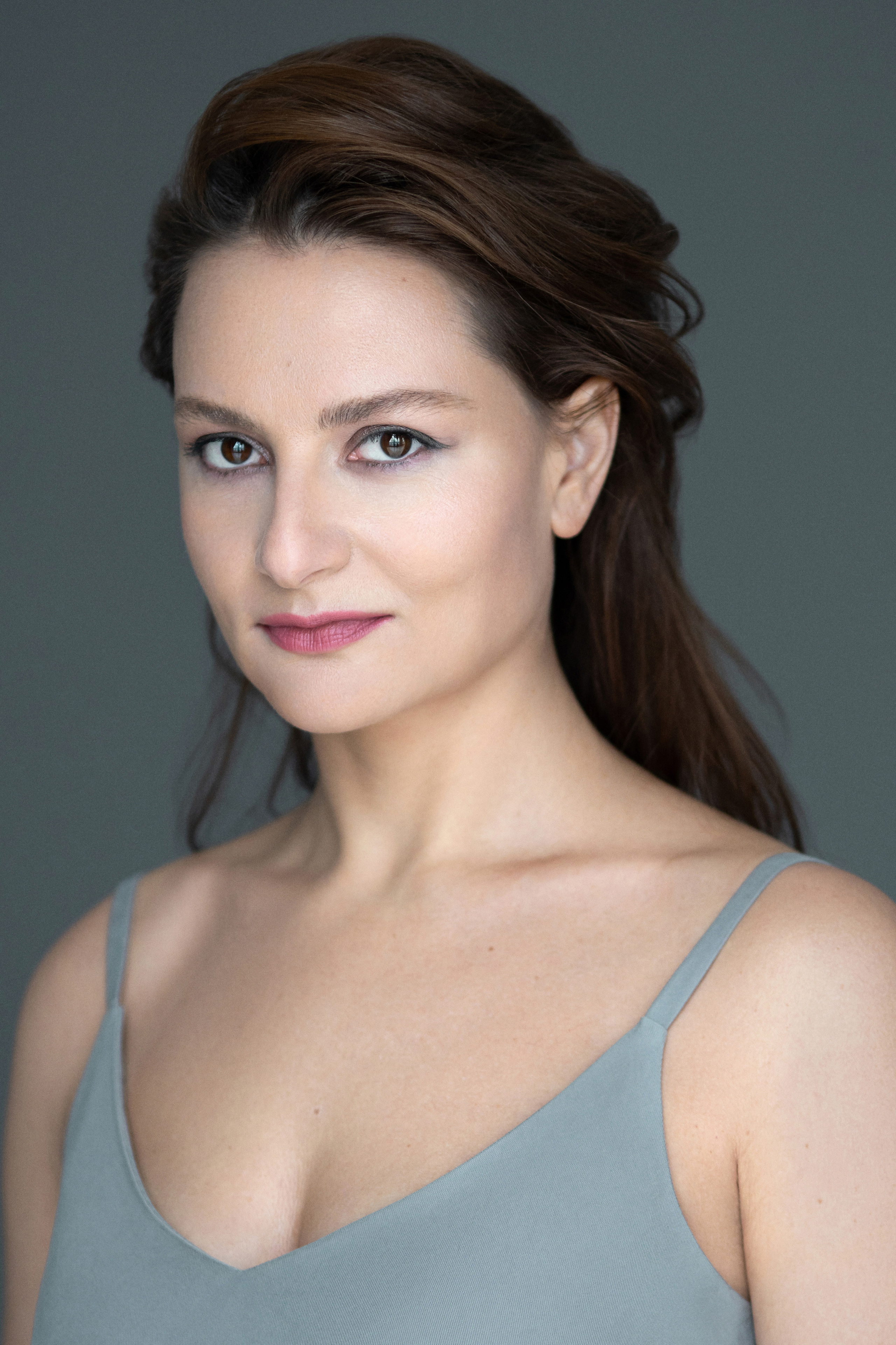 Актёрские портреты. Актёрский хэдшот. Профессиональный фотограф в Москве Дмитрий Постнов / Niko Nikolas