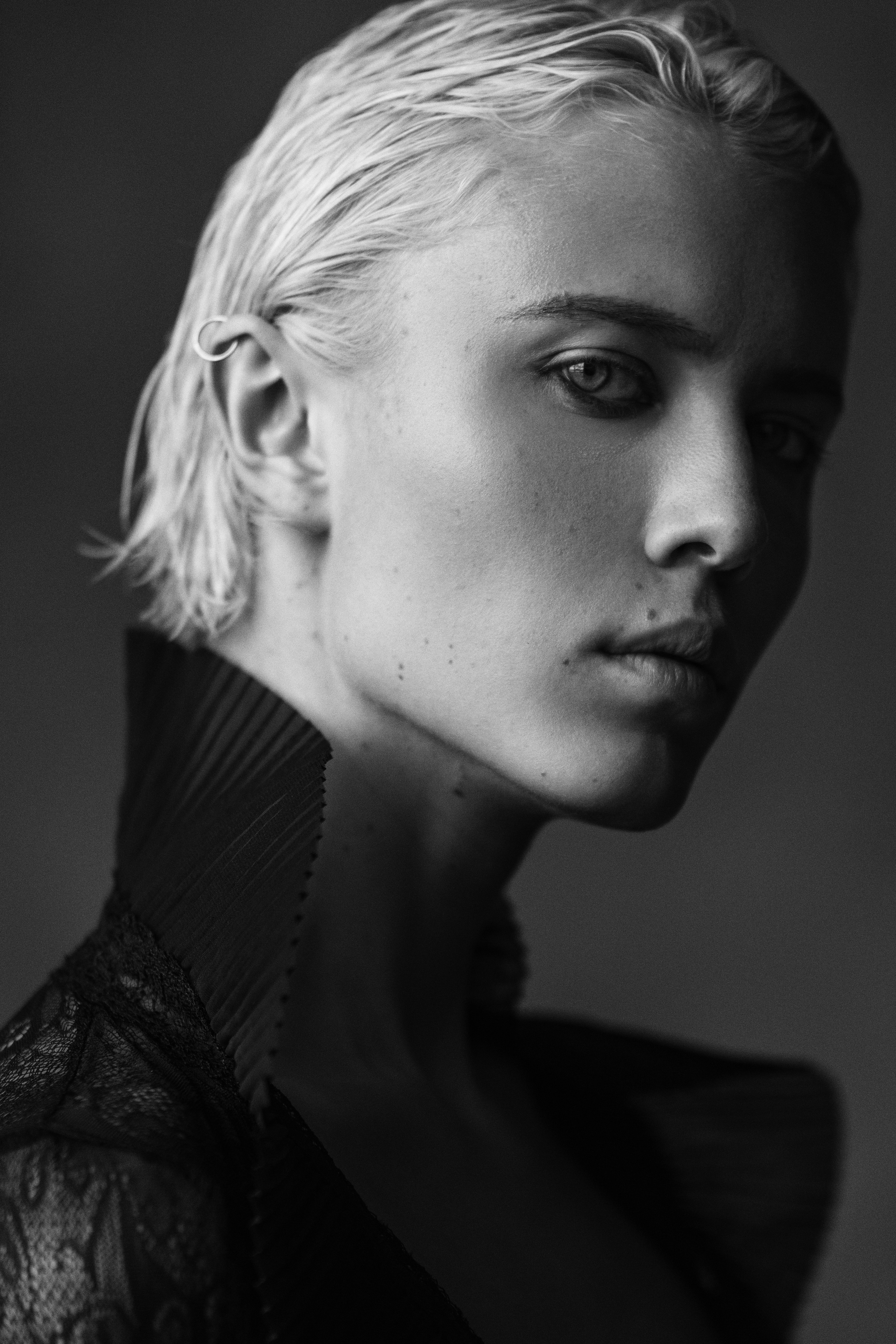 Черно-белая фотография. Женский портрет. Мужской портрет. Профессиональный фотограф в Москве Дмитрий Постнов / Niko Nikolas