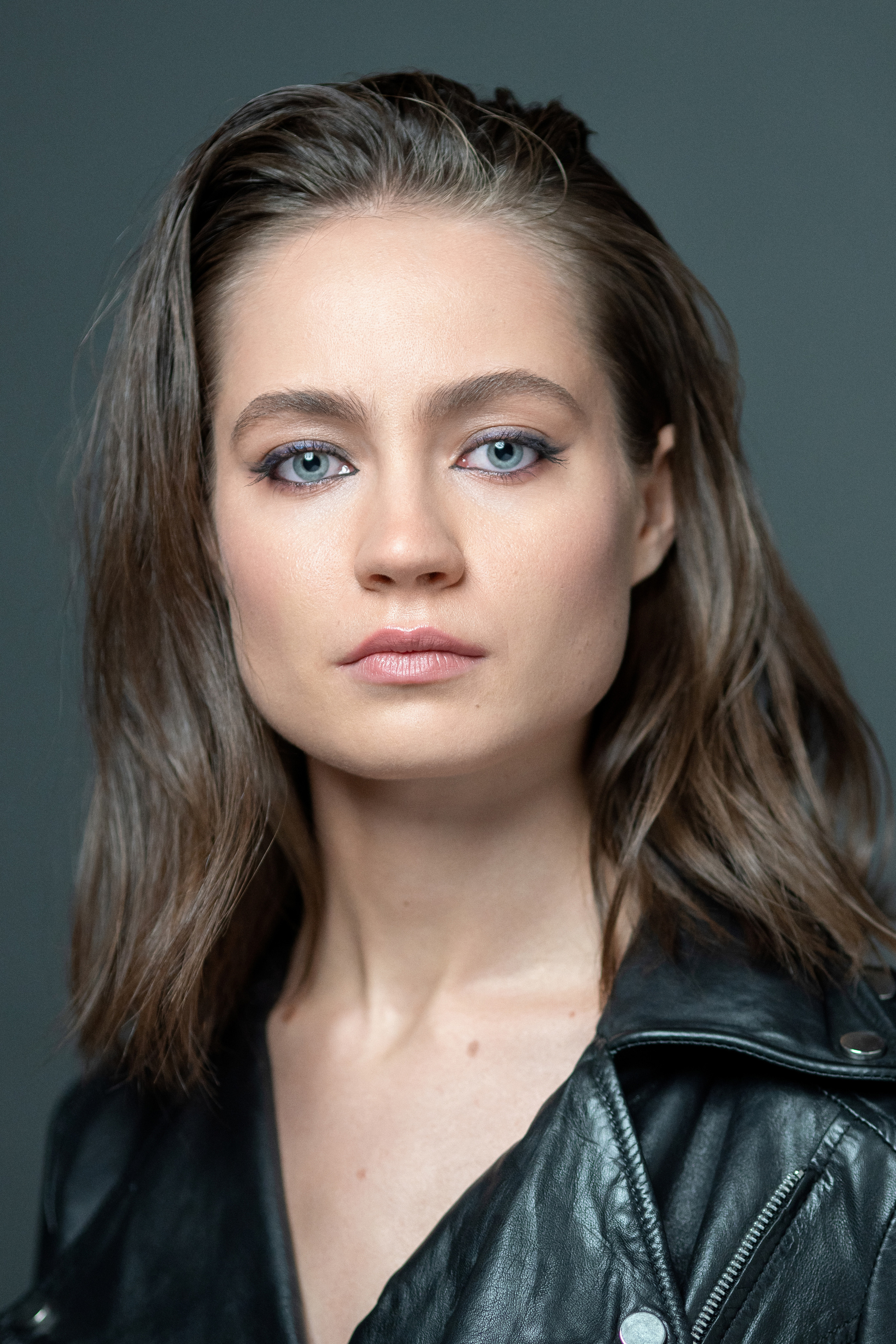 Актёрские портреты. Актёрский хэдшот. Профессиональный фотограф в Москве Дмитрий Постнов / Niko Nikolas