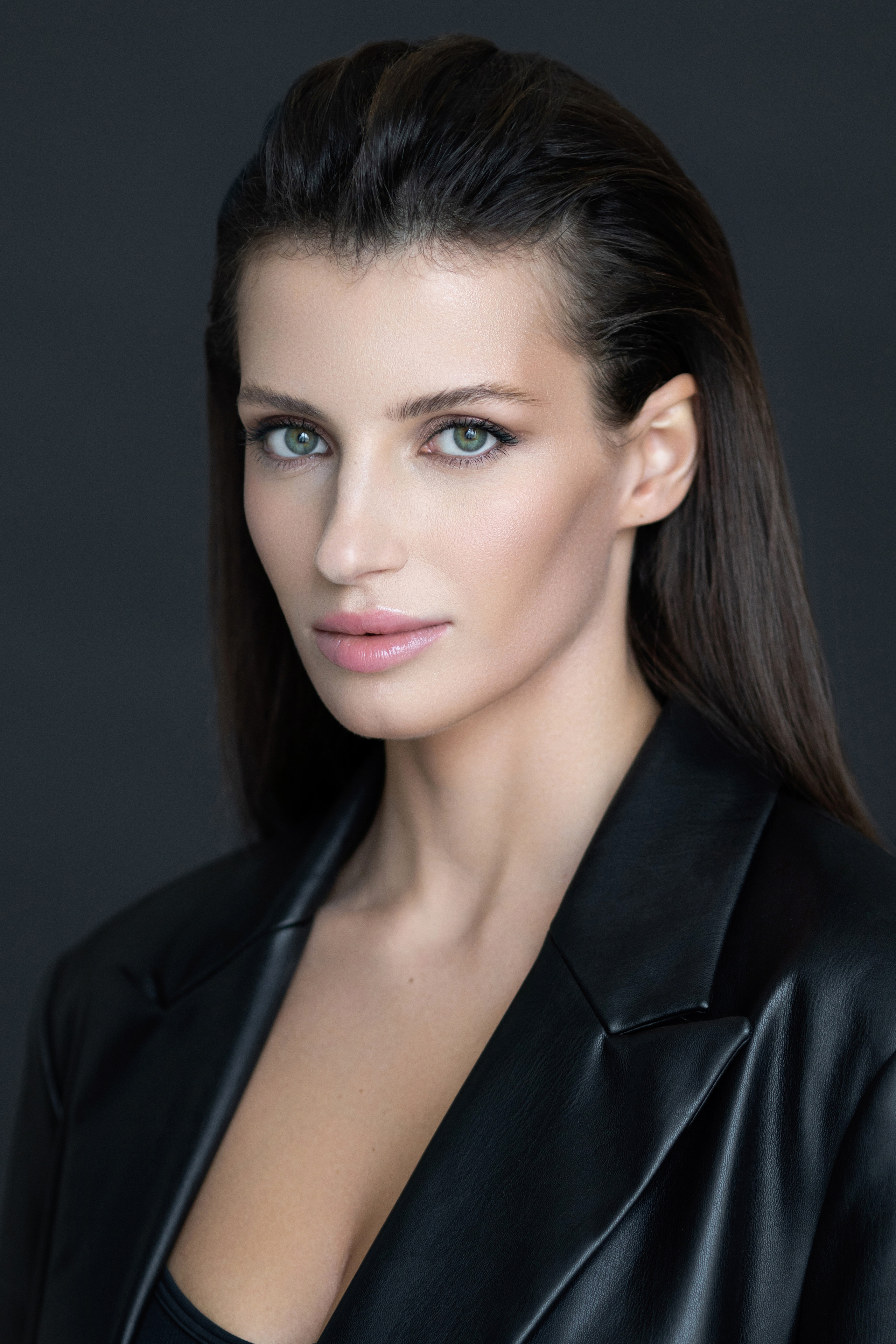 Актёрские портреты. Актёрский хэдшот. Профессиональный фотограф в Москве Дмитрий Постнов / Niko Nikolas