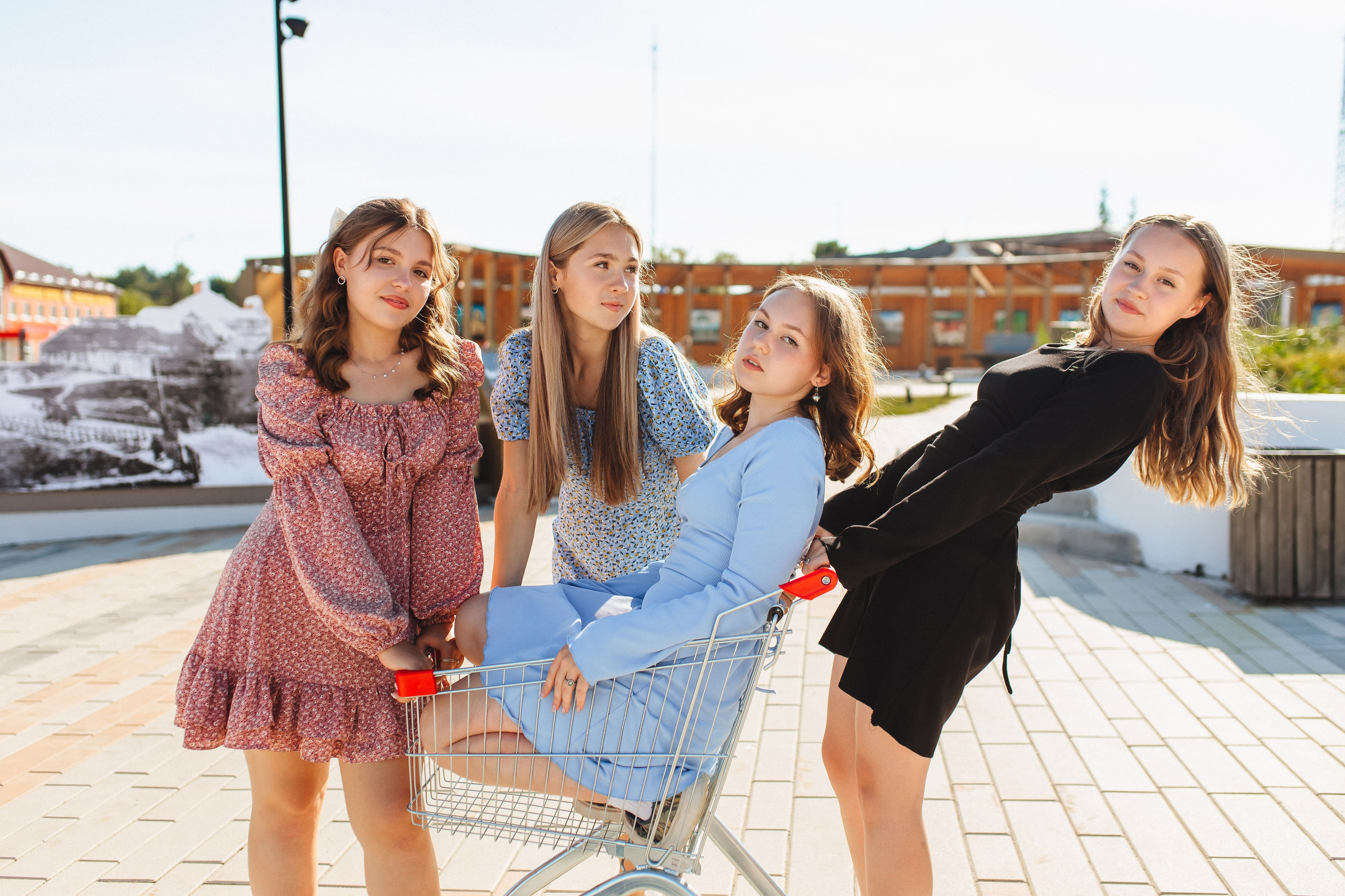 9 класс на площади. Свадебный и семейный фотограф в Туле и области Маша Костина