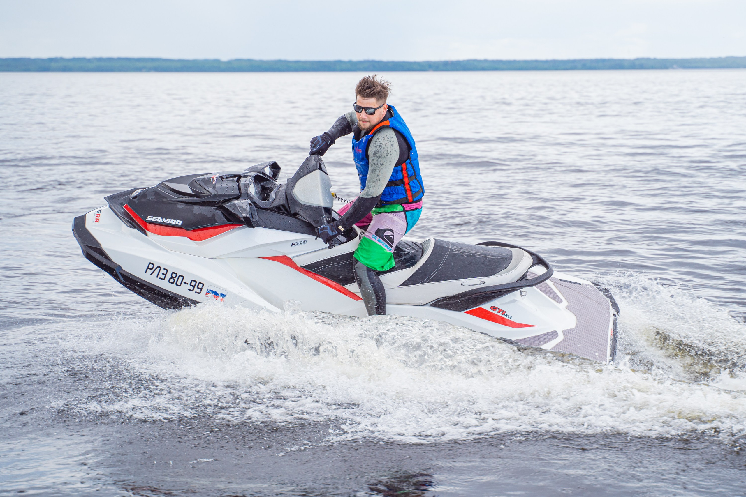 Гидровыезд в Коневский мужской монастырь. Свадебный, семейный, портретный, репортажный фотограф в Санкт-Петербурге