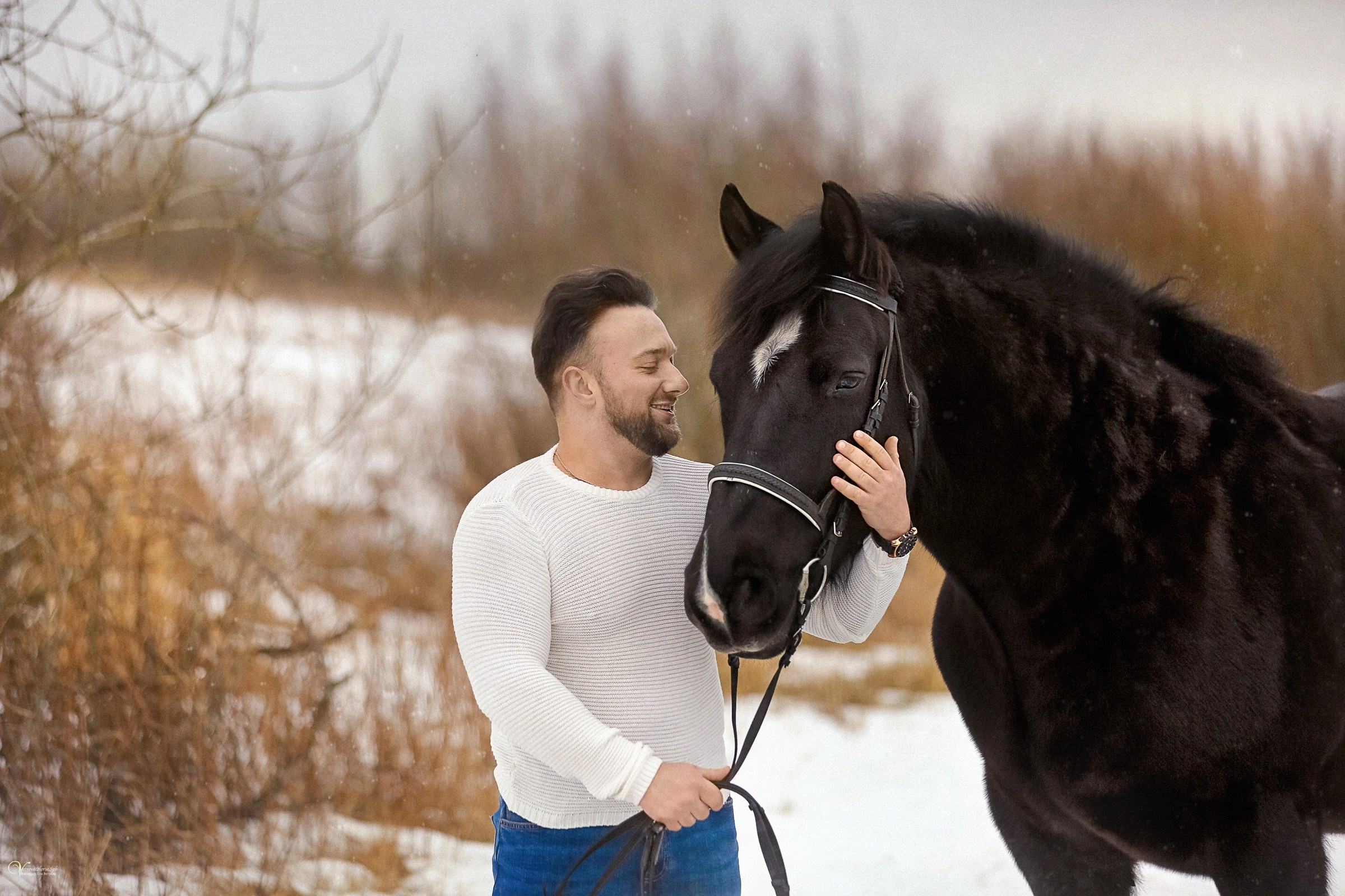 Фотосессии с лошадьми зимой. Фотограф женский и мужской портрет Санкт-Петербург