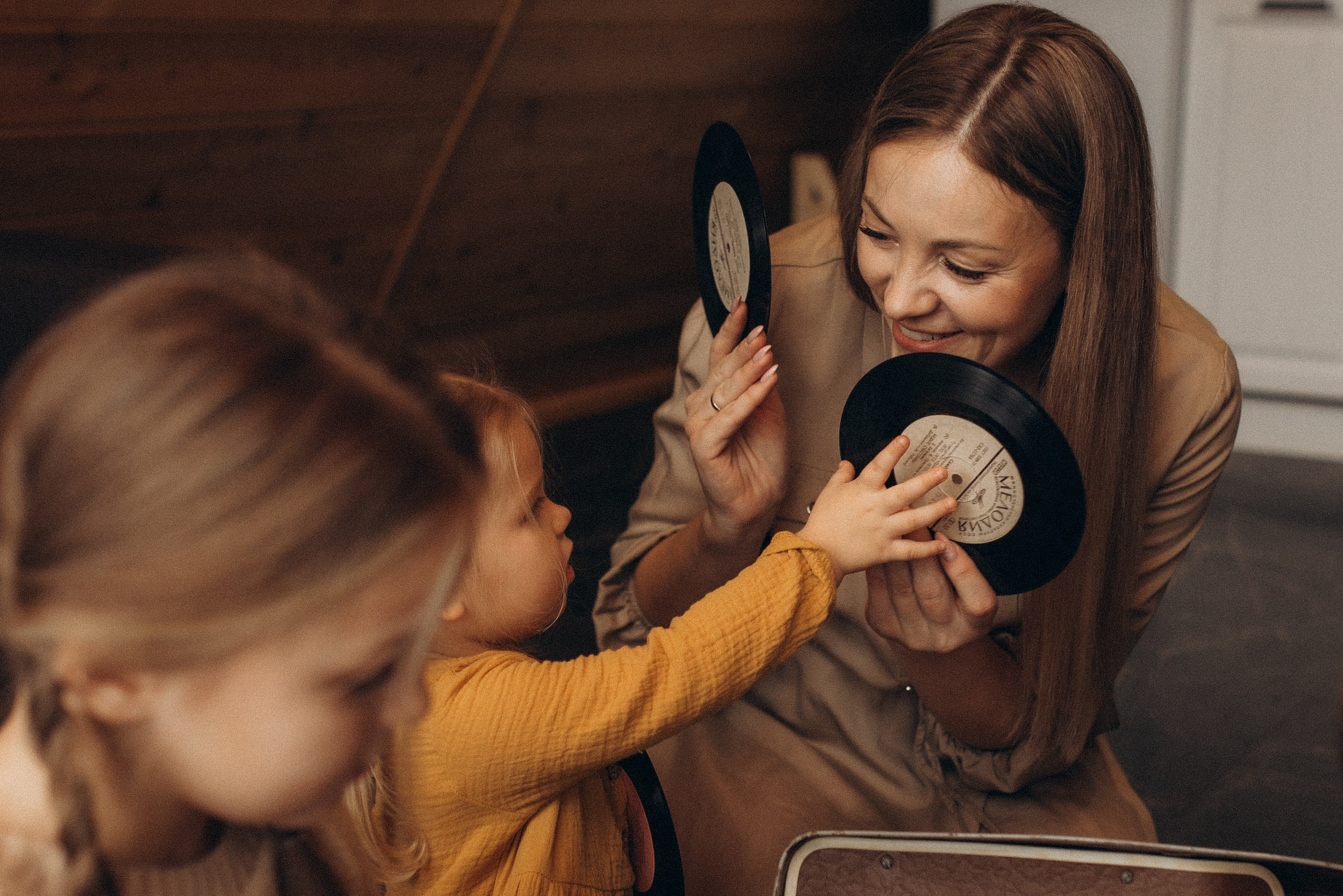 Предновогодняя история в домике. Семейный фотограф lifestyle в Новосибирске Елена Шпилевая