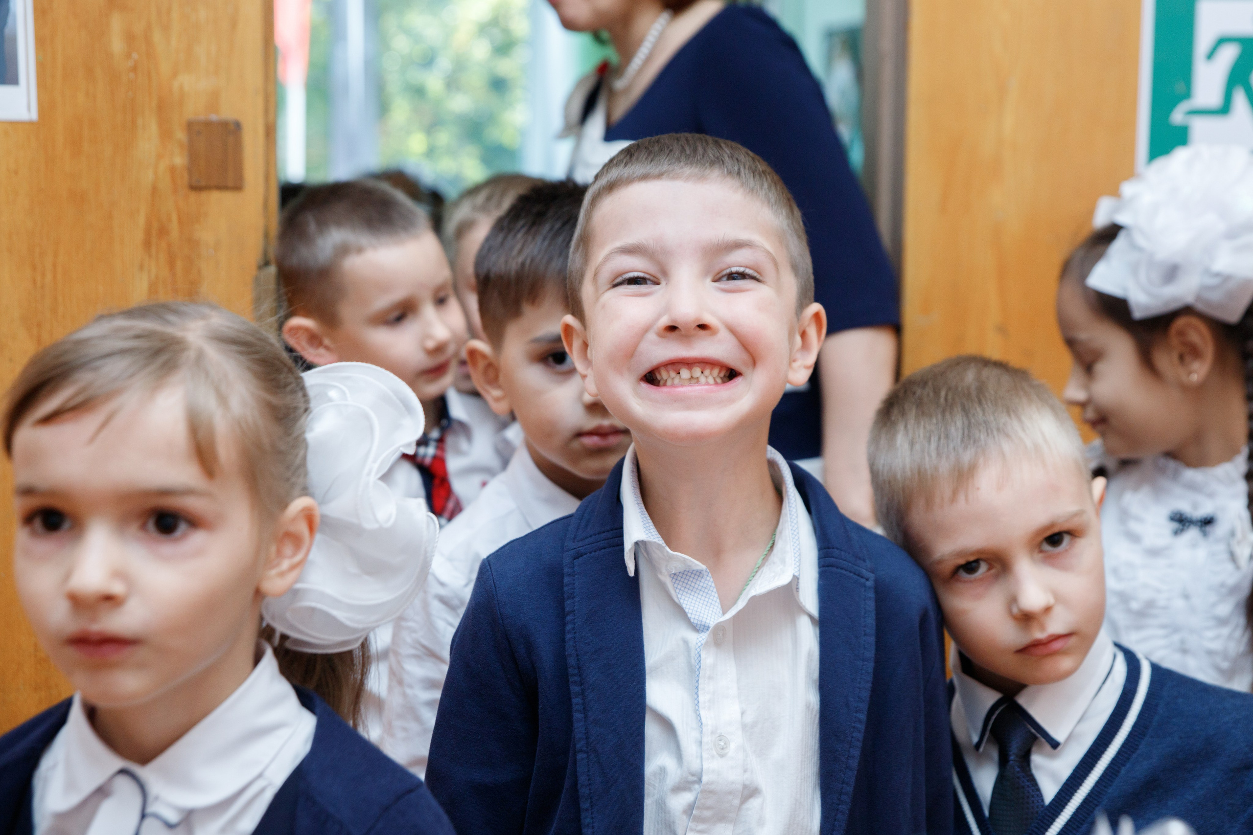 Репортажная съемка первого сентября для первоклассников. Семейный и школьный фотограф в Москве Анна Ткач