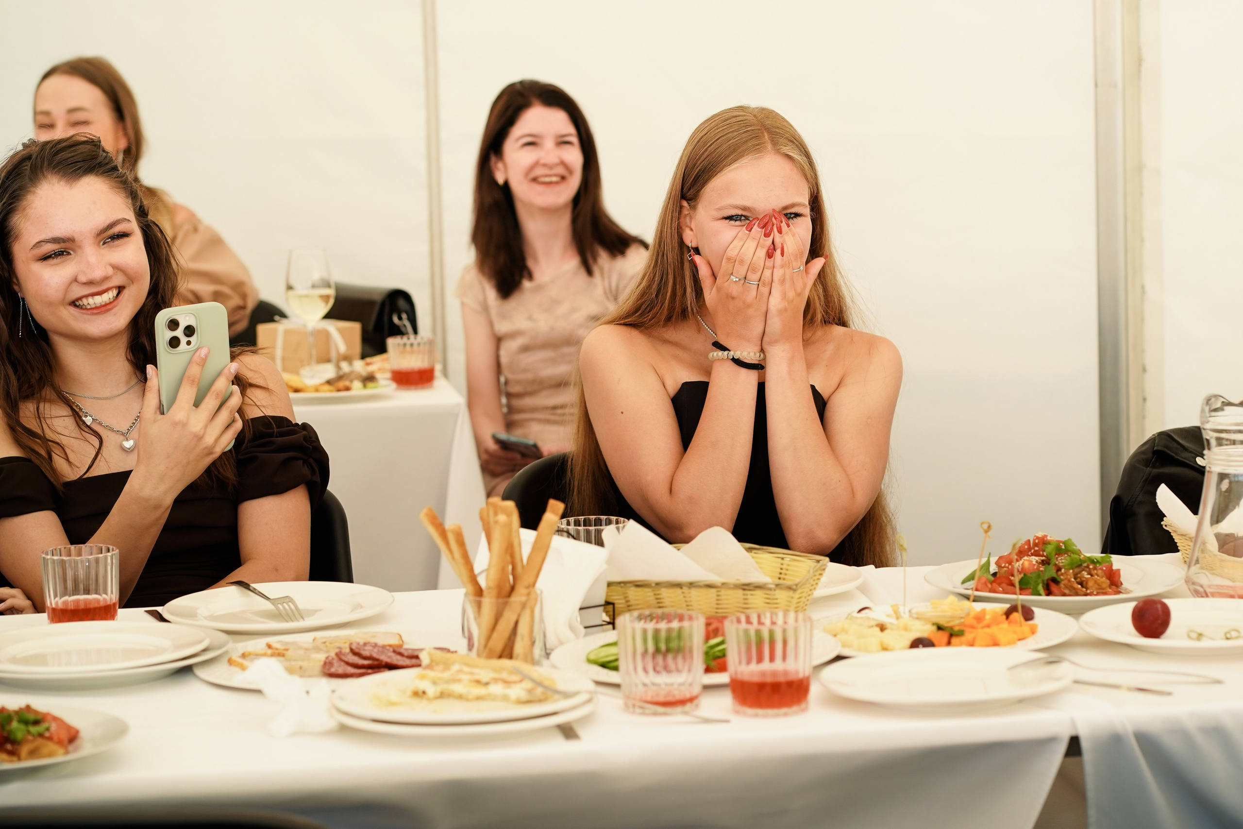 Выпускной 9 класса школа 19 в Коматек. Семейный и портретный фотограф в Екатеринбурге Анна Лобанова
