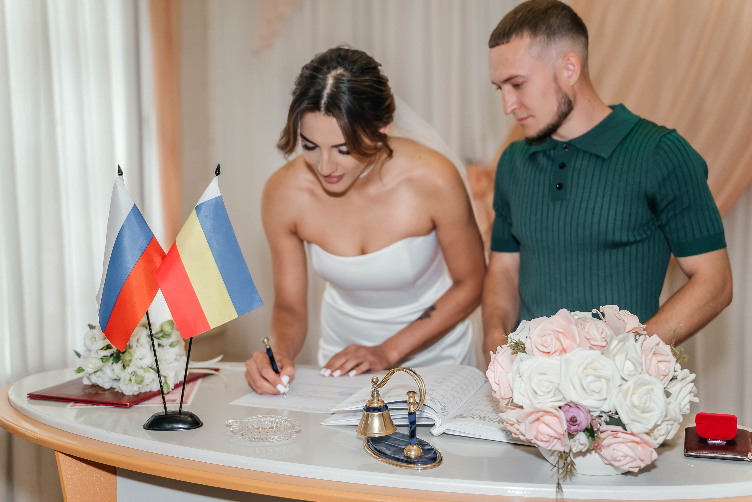 Лейла и Женя, 23.08.24. Фотограф Виктория Казановская в Каменске-Шахтинском