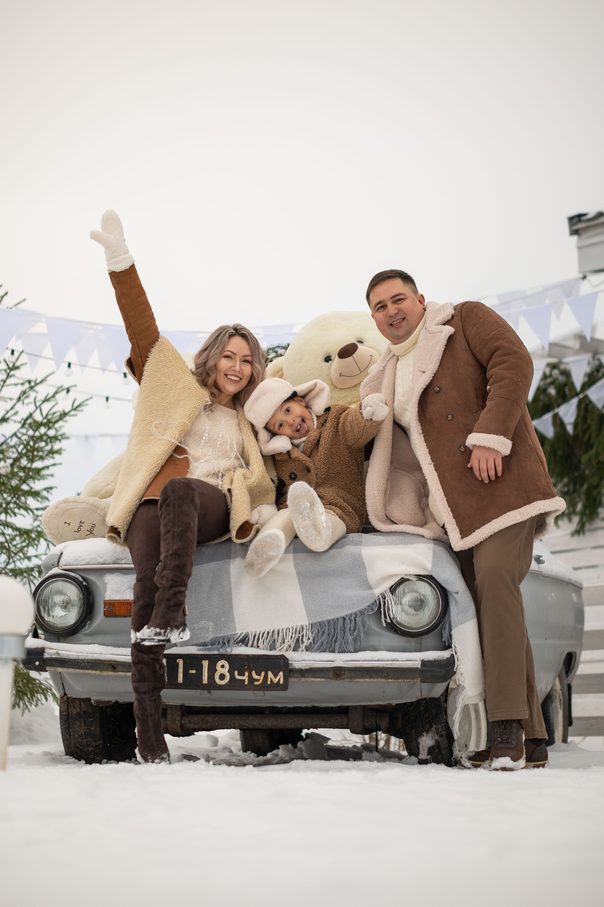 Галя с семьей_декабрь 2025. Меня зовут Михайлов Сергей, занимаюсь фото и видео г. Чебоксарах