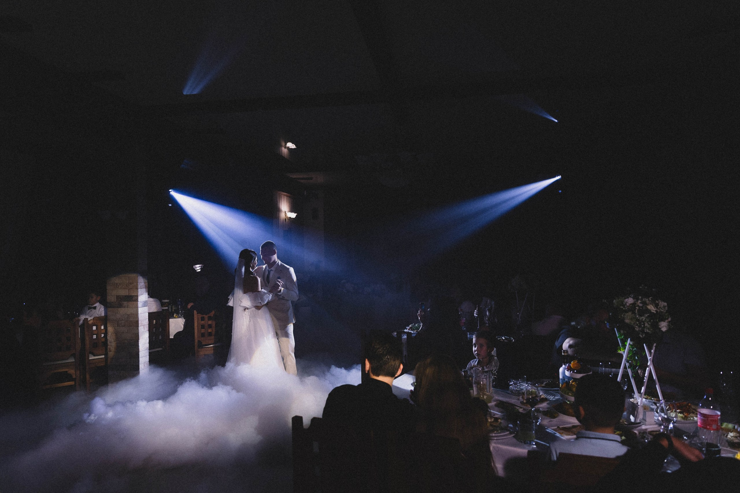 Элина и Денис). Свадебный фотограф Мироманов Николай в Крыму