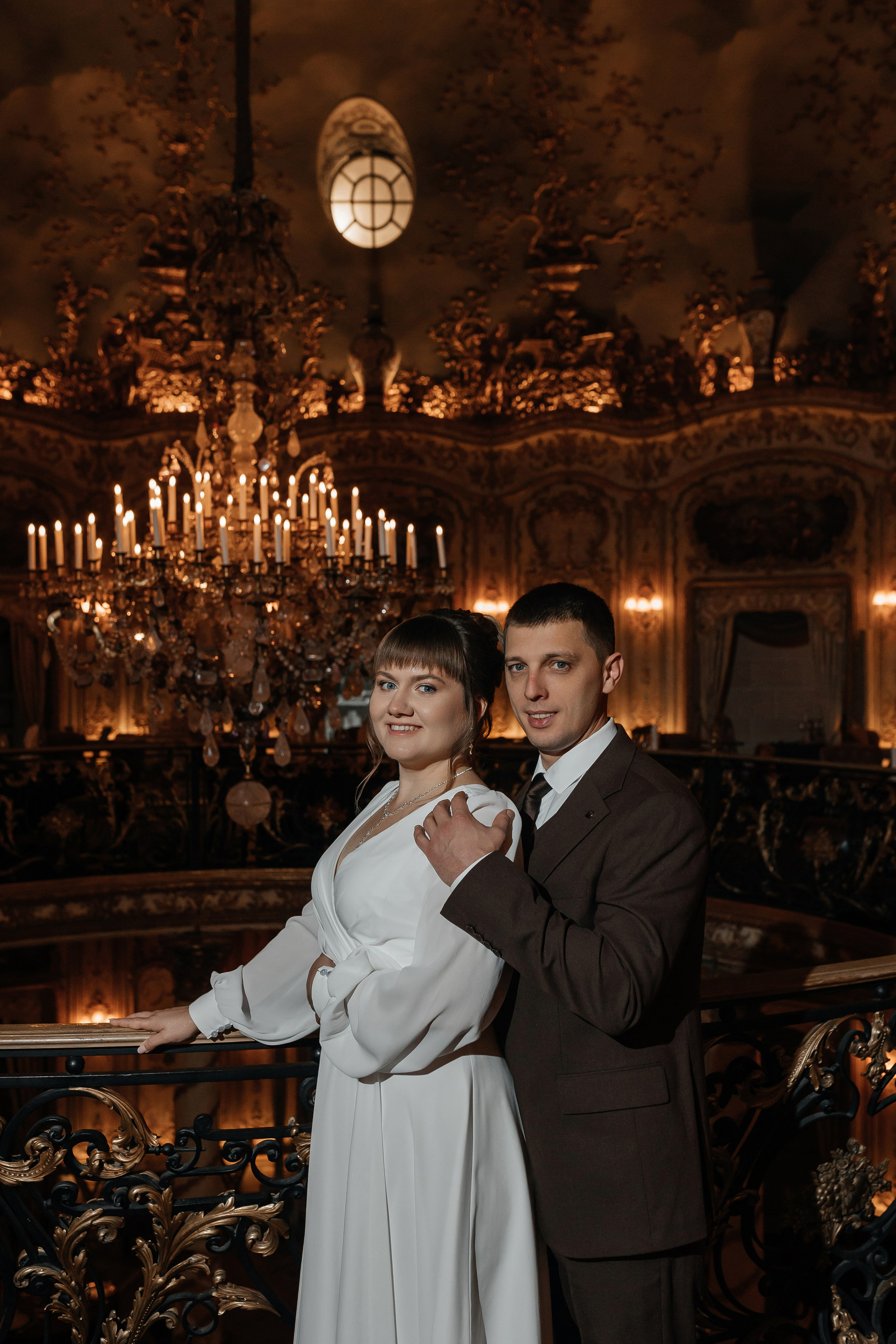 Свадебная фотосессия в ресторане Турандот. Свадебный фотограф в Москве Дарья Олендарёва