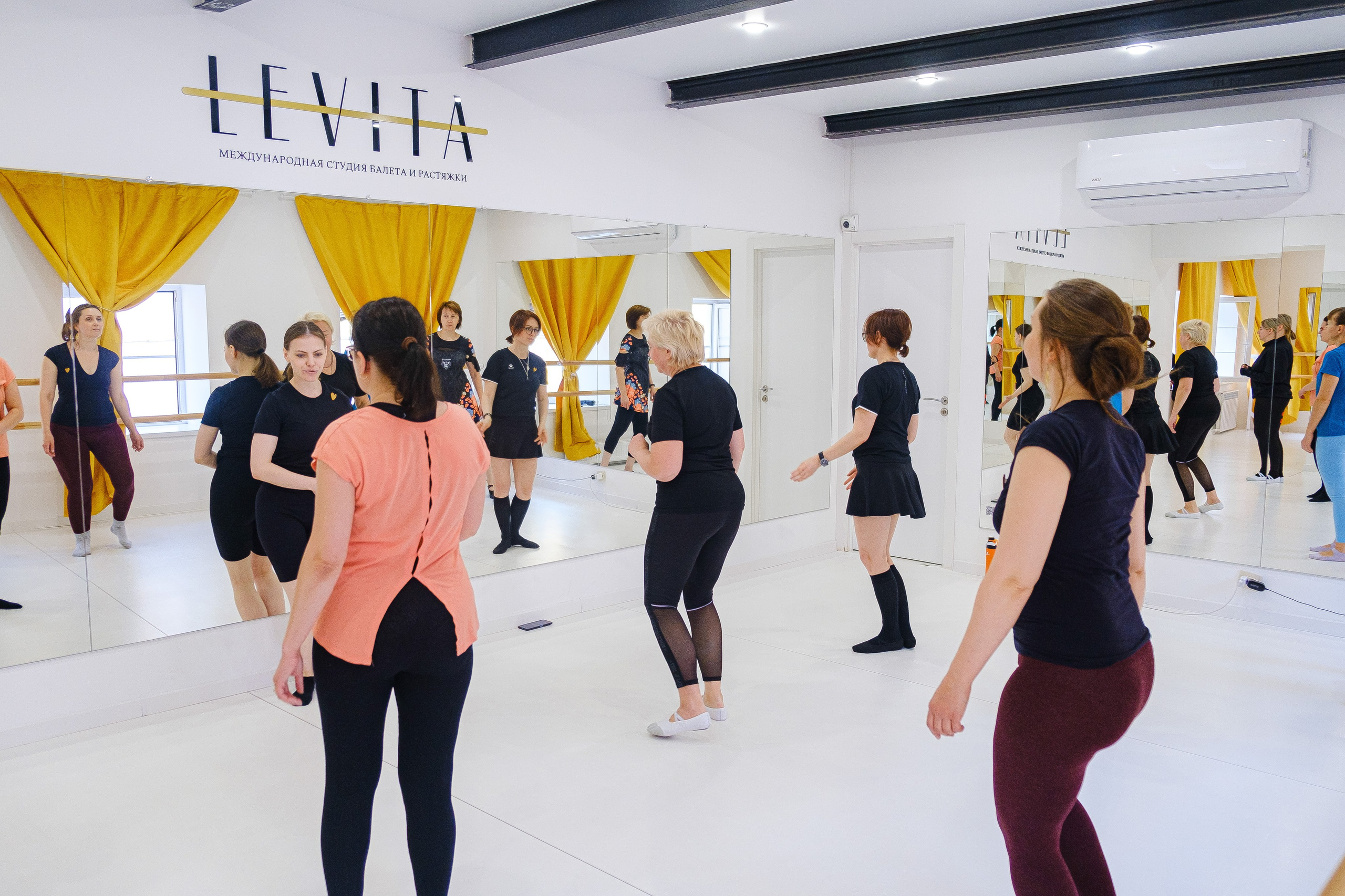 «LEVITA» Петергоф. Фотограф Мария Хлебникова Санкт-Петербург Москва