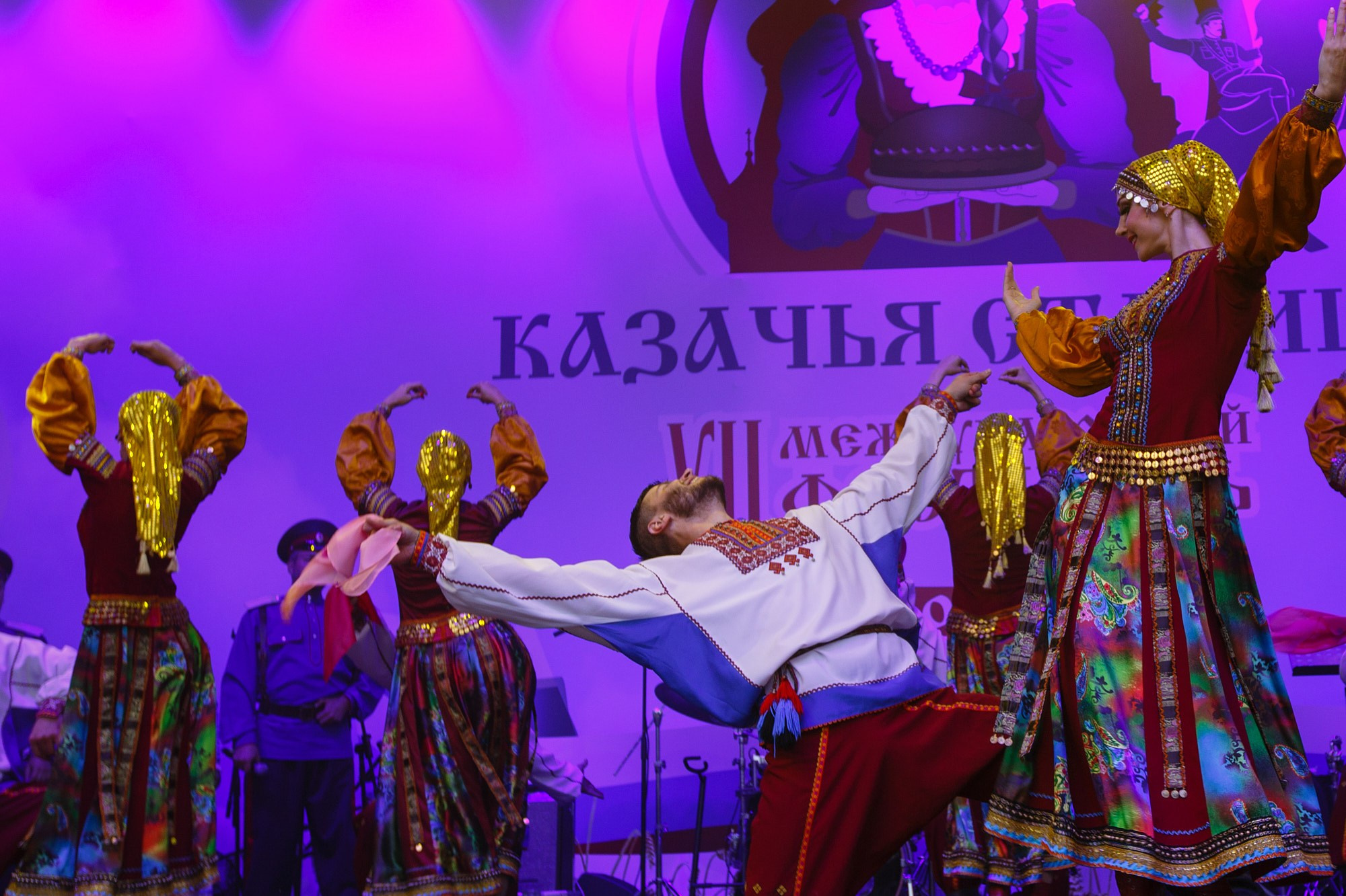 Фотограф на фестивале «Казачья станица» — культурное событие в Москве. Репортажный фотограф в Москве — Дмитрий Тарасов | Съёмка мероприятий, концертов, корпоративов