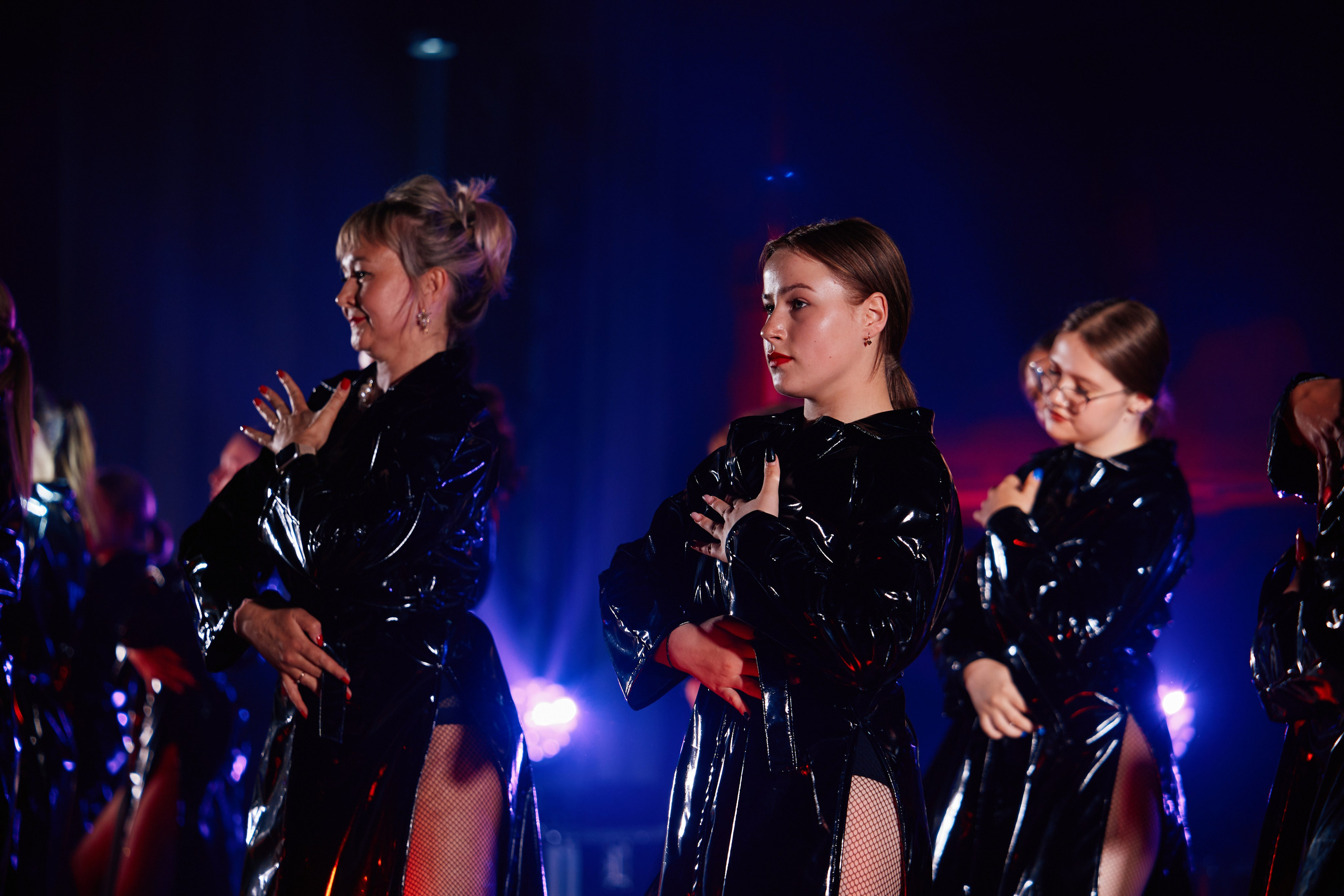 VIVA GLAM Отчетный концерт. Фотограф и видеограф в Кургане Леонид Корнильев