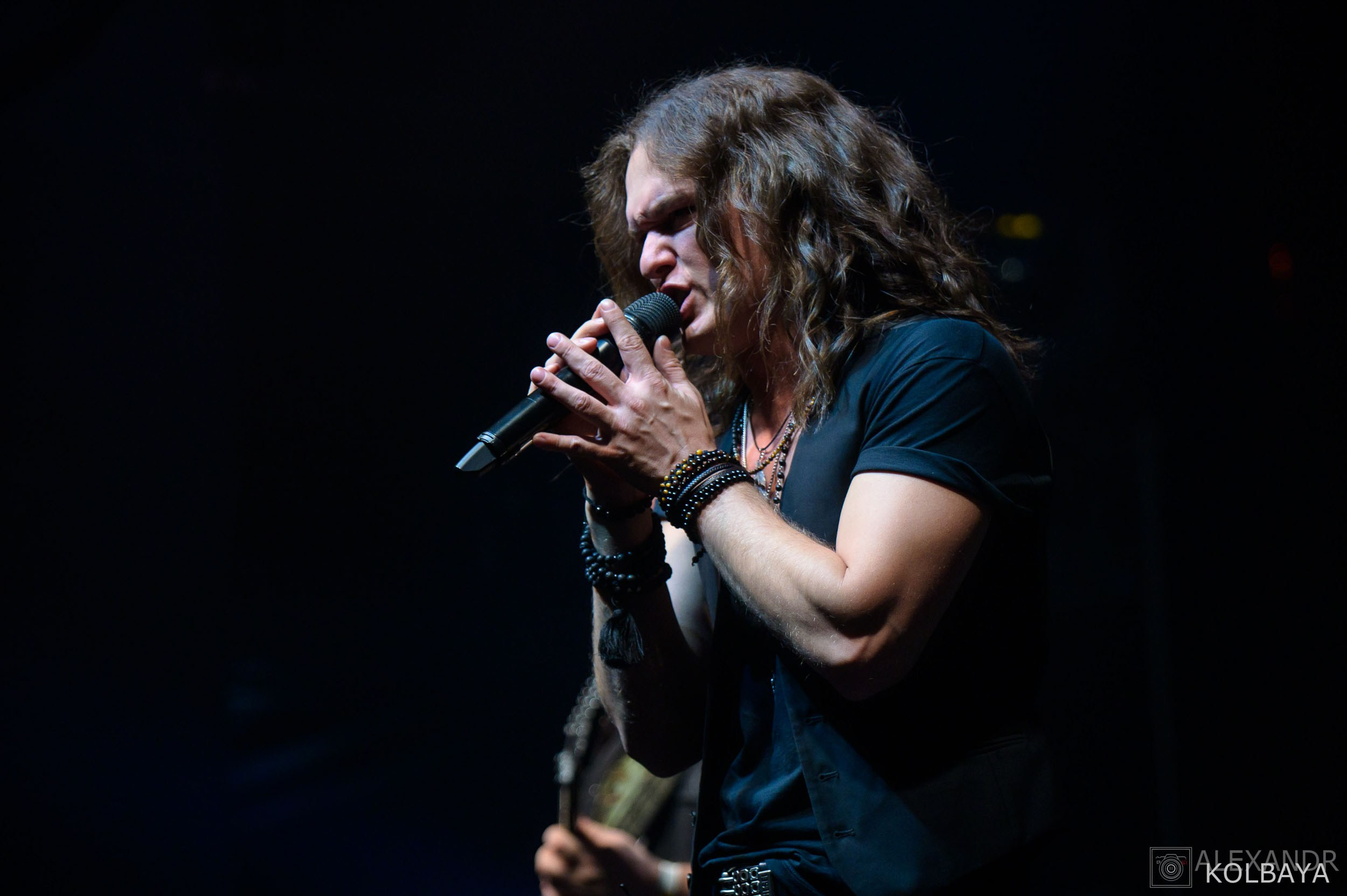 Эпидемии 29 лет — концерт в день рождения. Концертный и театральный репортажный фотограф в Москве Александр Колбая