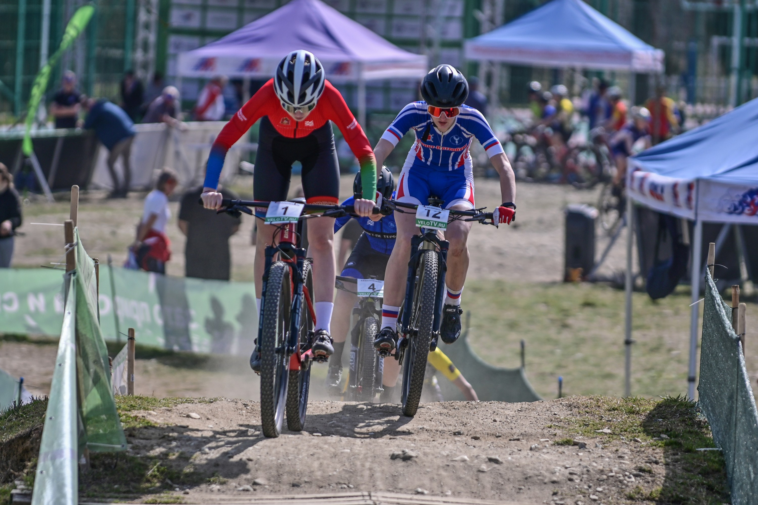 Маунтинбайк, кросс-кантри в Архипо-Осиповке 16 марта 2025. Спортивный фотограф, фотожурналист Павел Ларькин