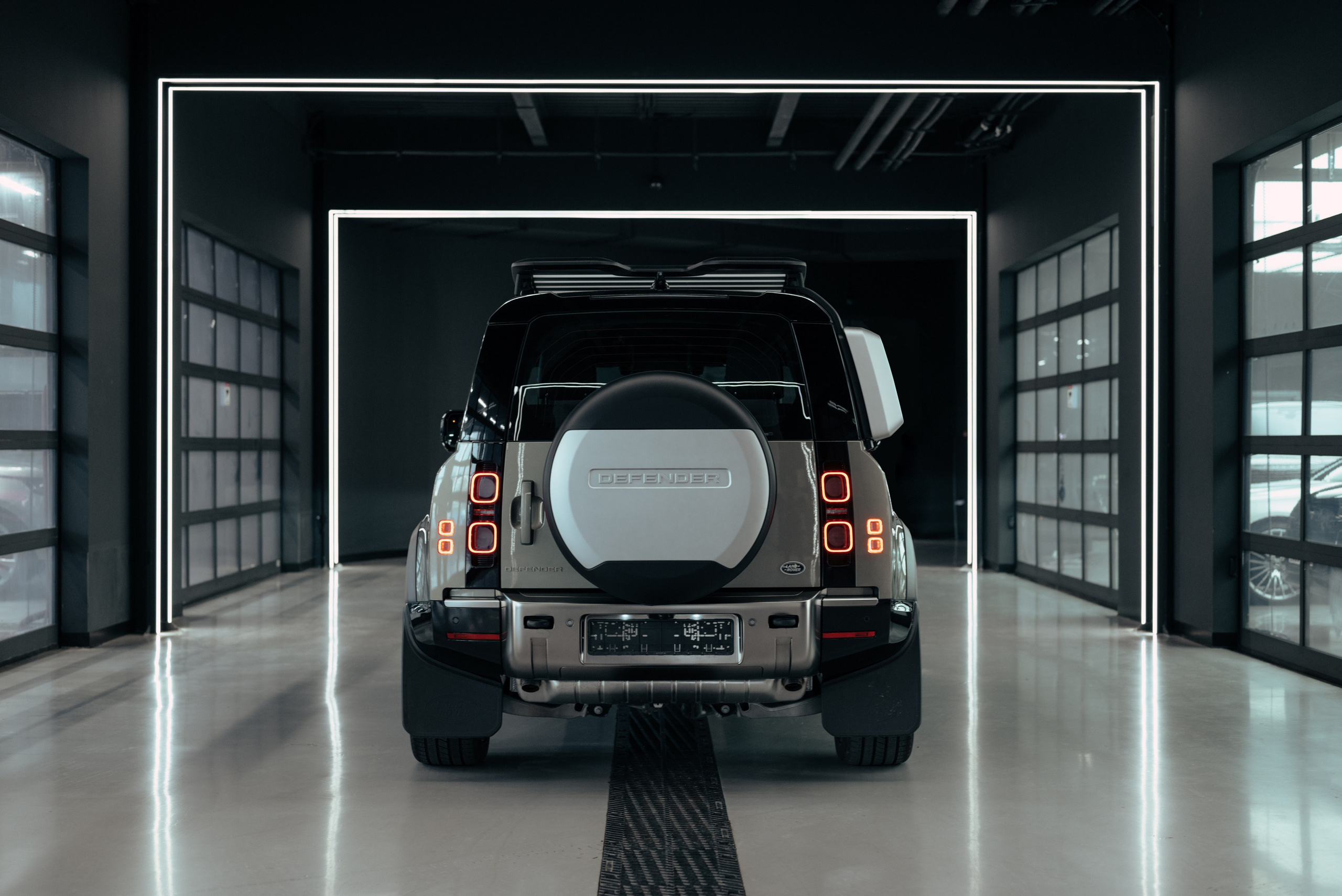 Defender 3 door. DeLorein