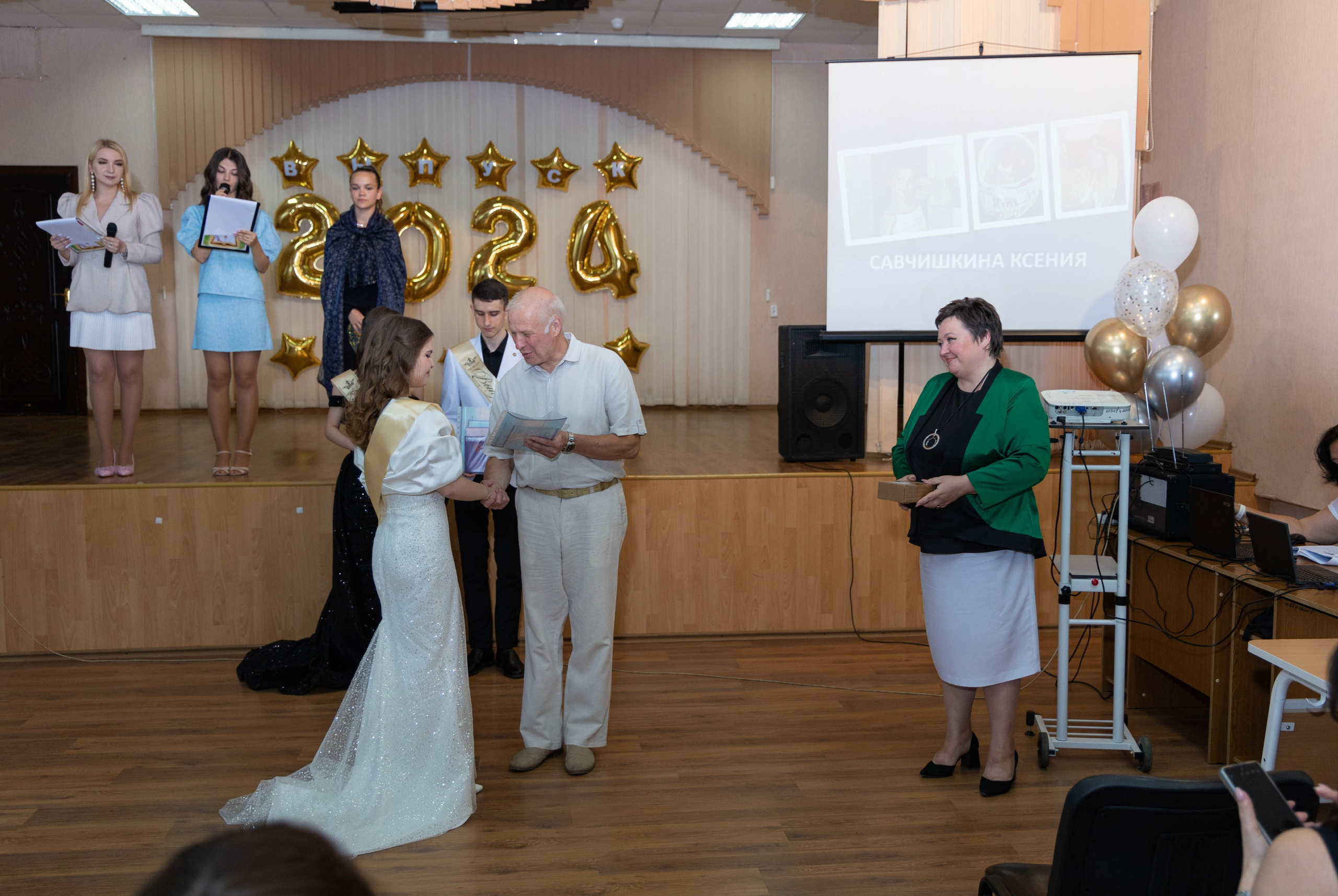 Школа № 5 Липецк. Выпускной 2024. Выпускные альбомы в Липецк