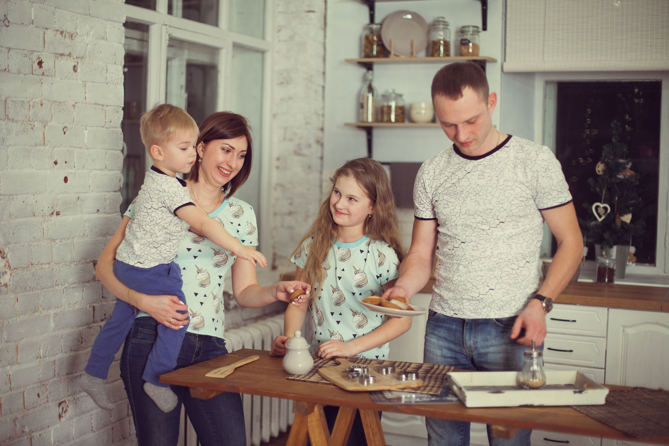 Семейная фотосессия в студии. Семейный, школьный фотограф в Нижнем Новгороде Елена Сентюрева